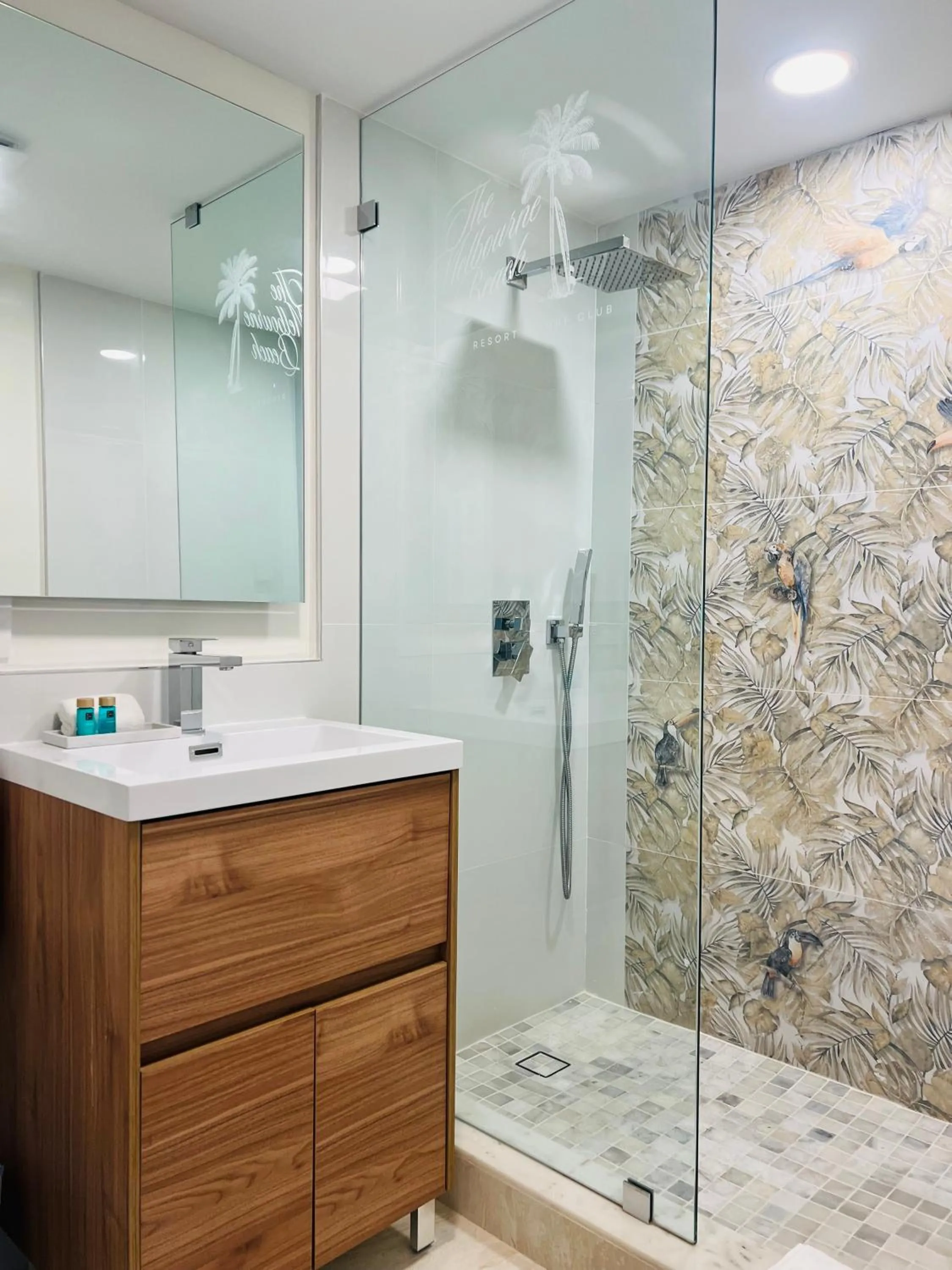 Bathroom in Melbourne Beach Resort & Surf Club