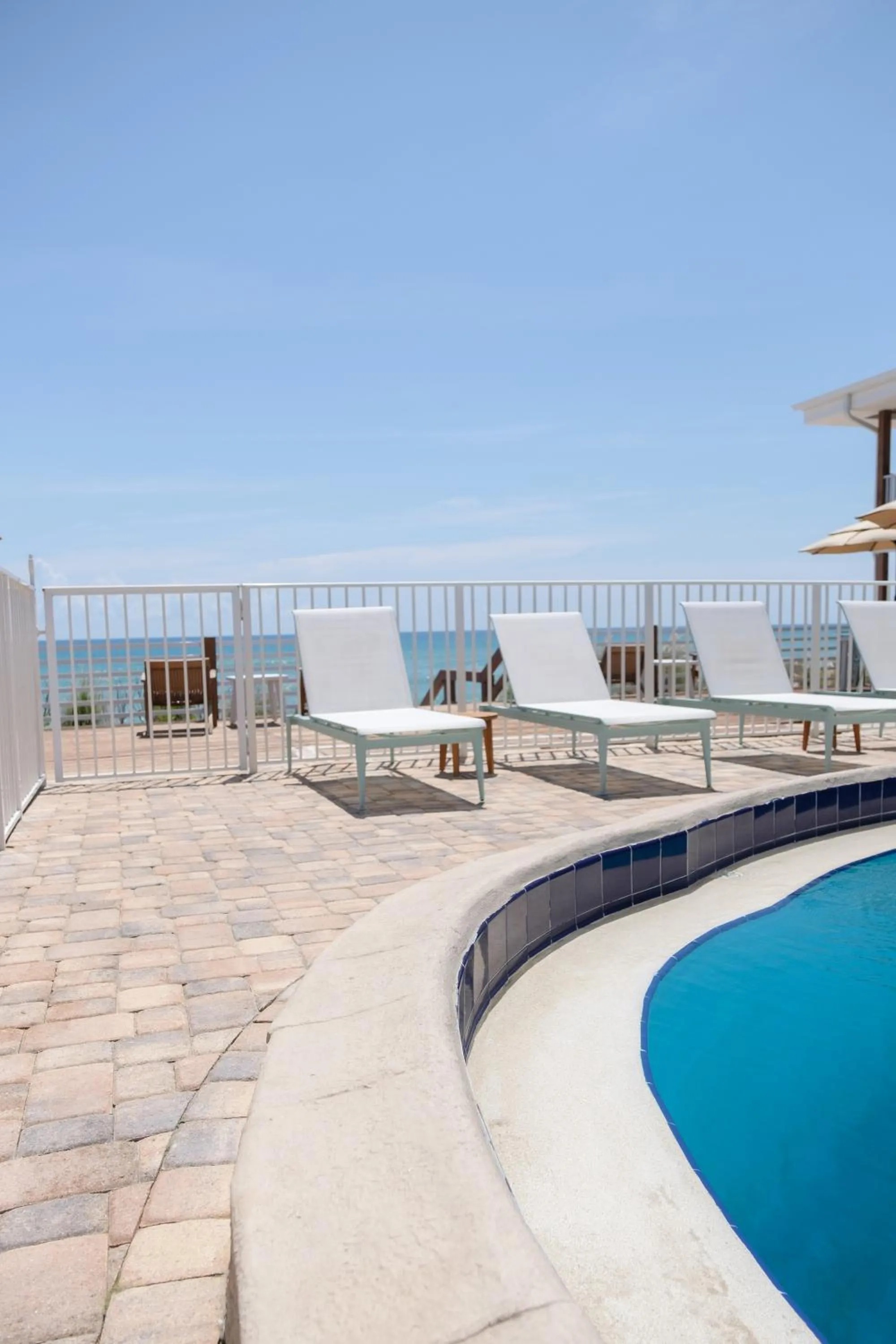 Property building in Melbourne Beach Resort & Surf Club