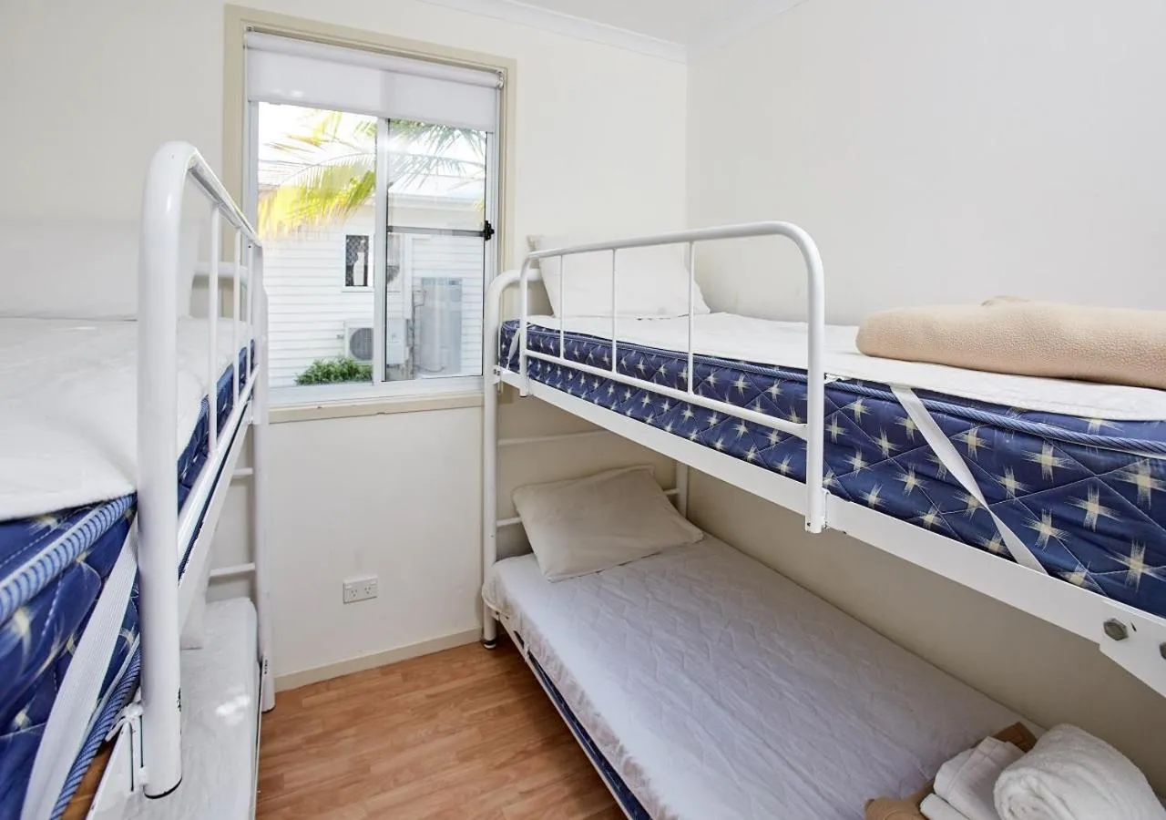 Lorikeet Spa Two Bedroom in NRMA Budgewoi Holiday Park