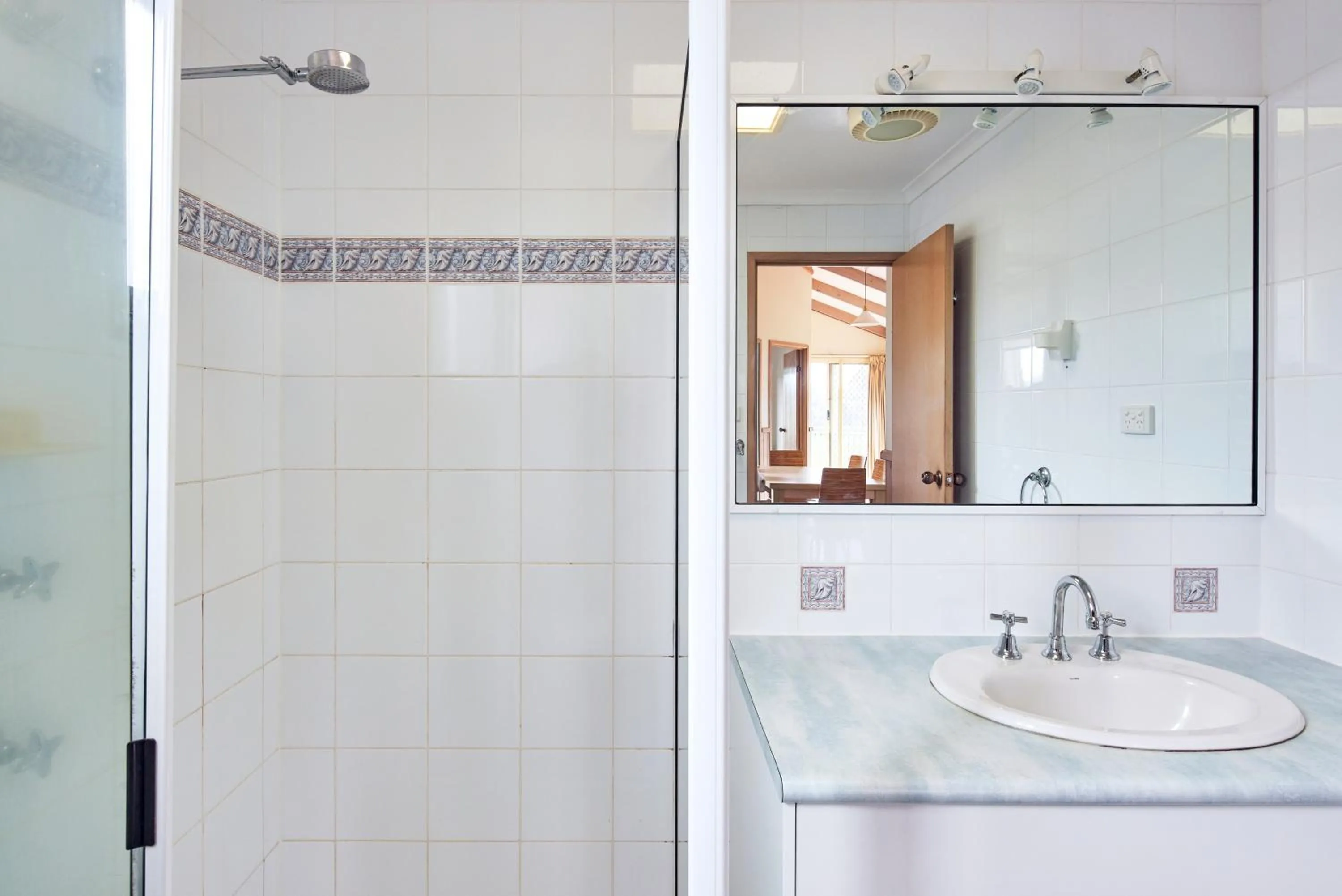 Bathroom in NRMA Merimbula Beach Holiday Resort