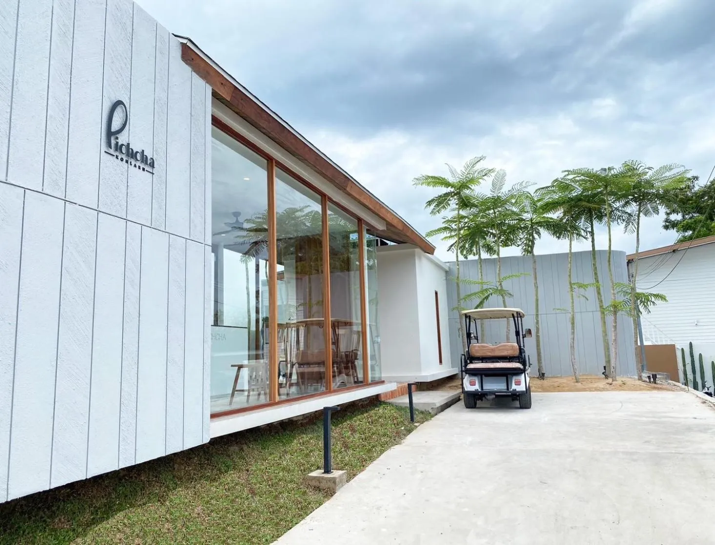 Lobby or reception in Pichcha Kohlarn