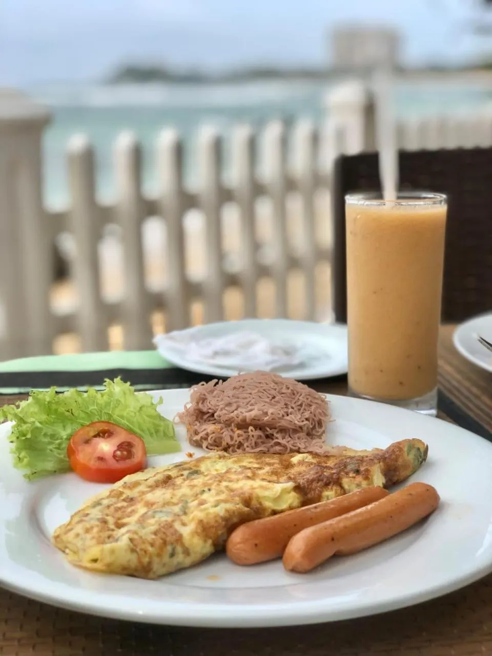 Breakfast in Happy Beach Resort