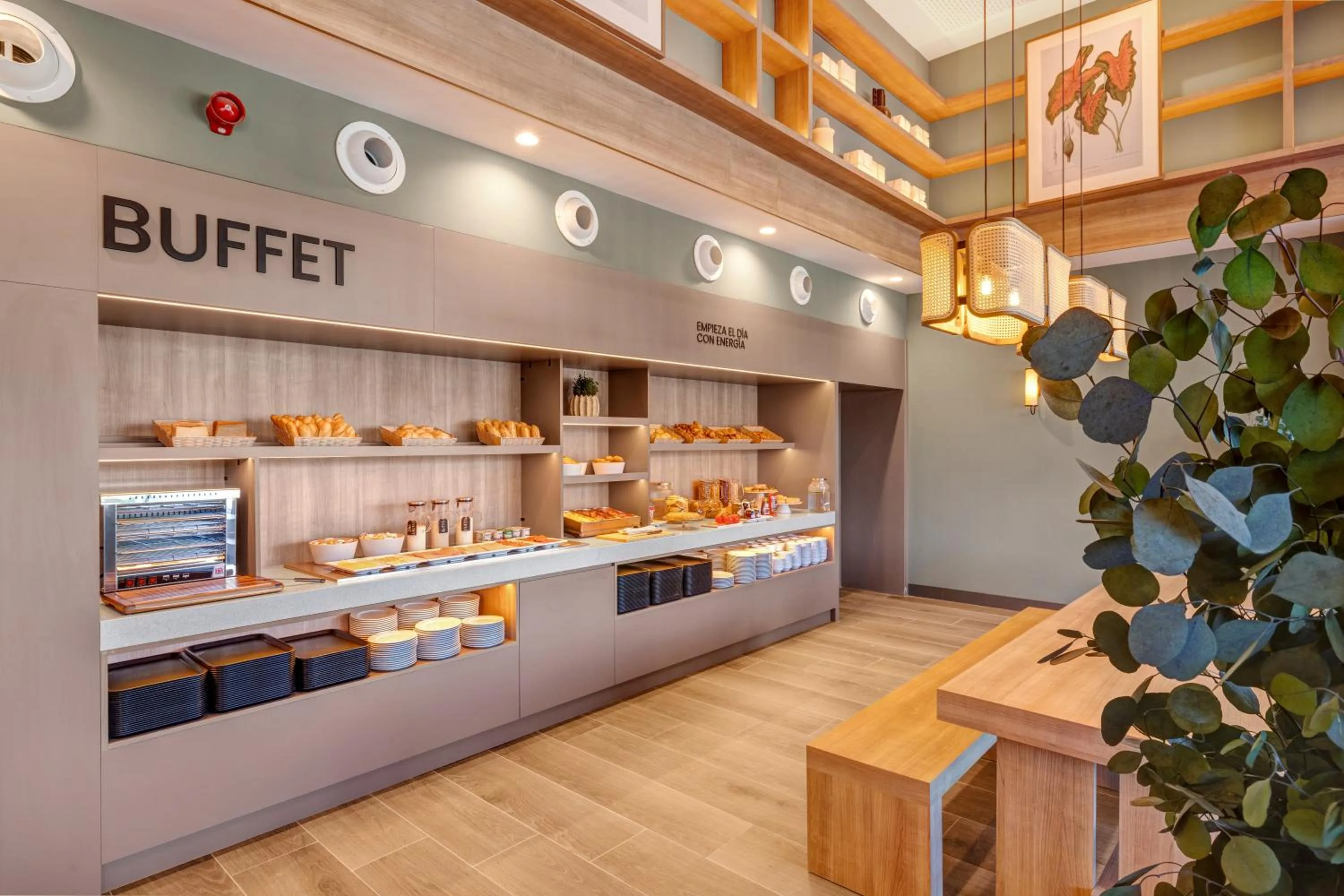 Buffet breakfast in B&B HOTEL Madrid Fuenlabrada Retail Park