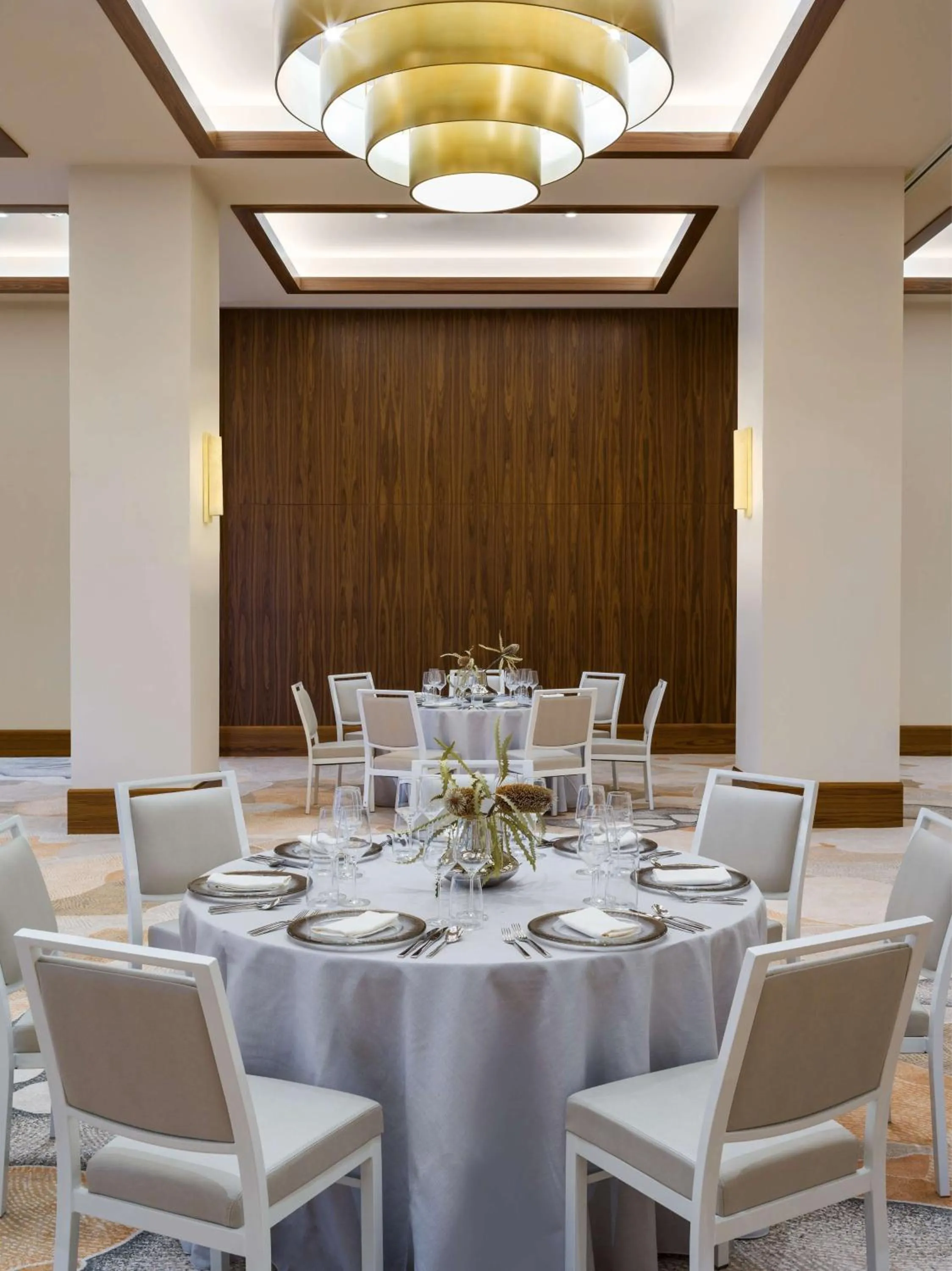 Meeting/conference room in Thompson Palm Springs, By Hyatt