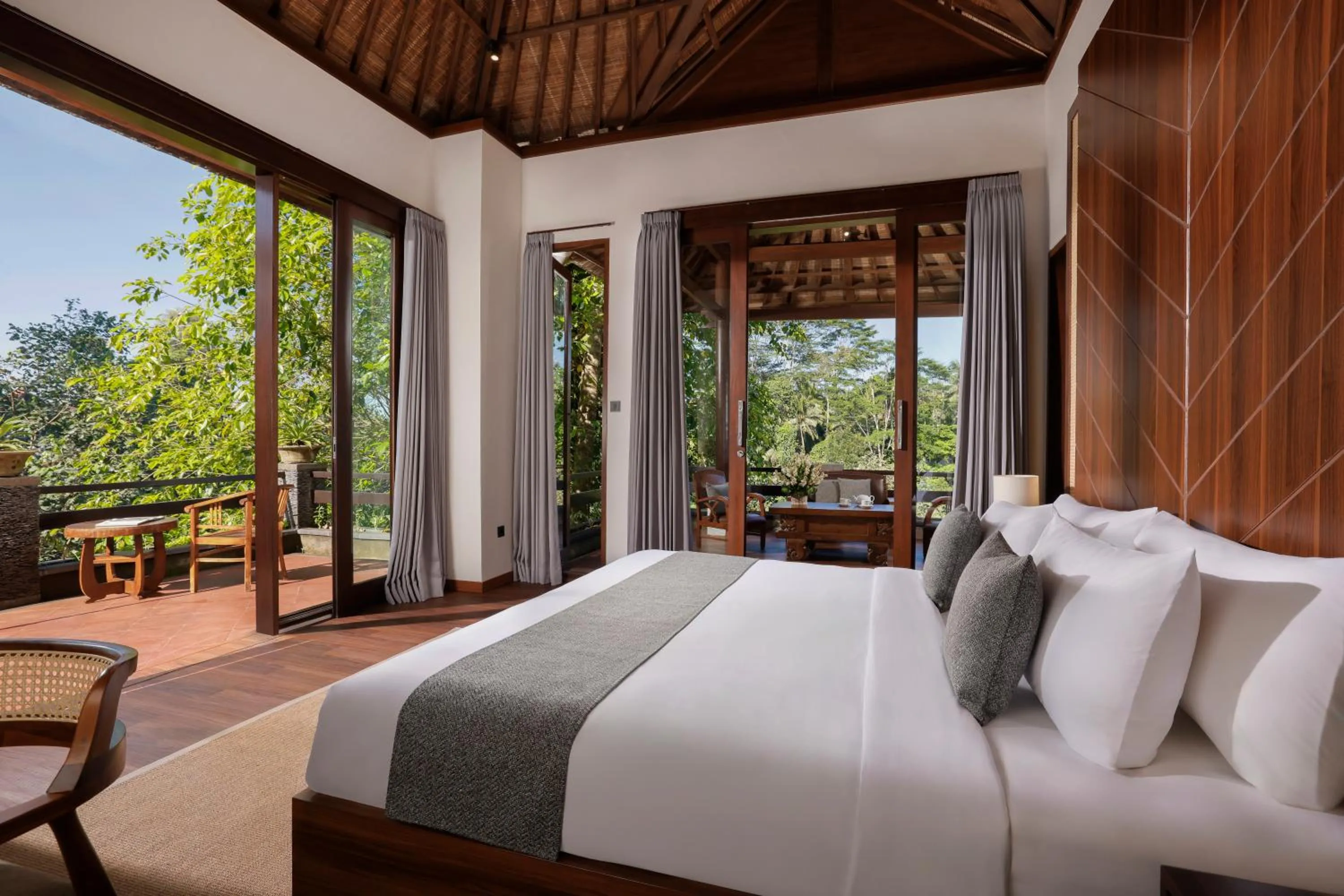 Bed in Villa Leona Valley View by Nakula