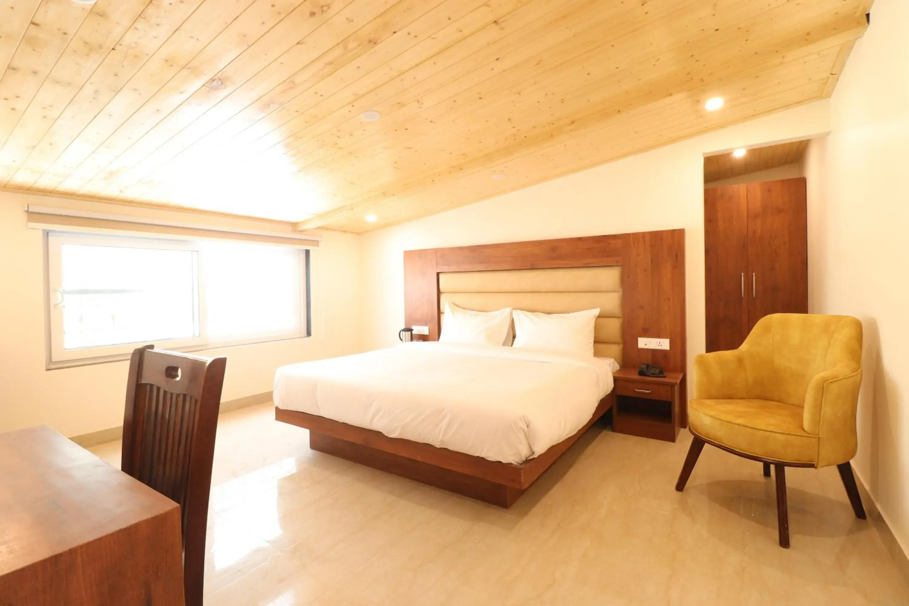 Photo of the whole room in Hotel Mussoorie Heights Photo of the whole room in Hotel Mussoorie Heights