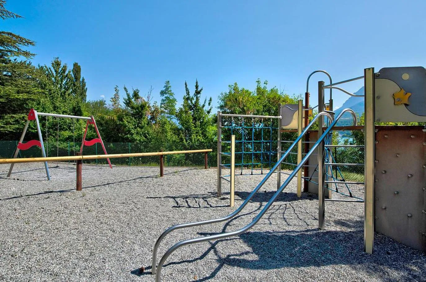 Day in Village Club Les Hyvans