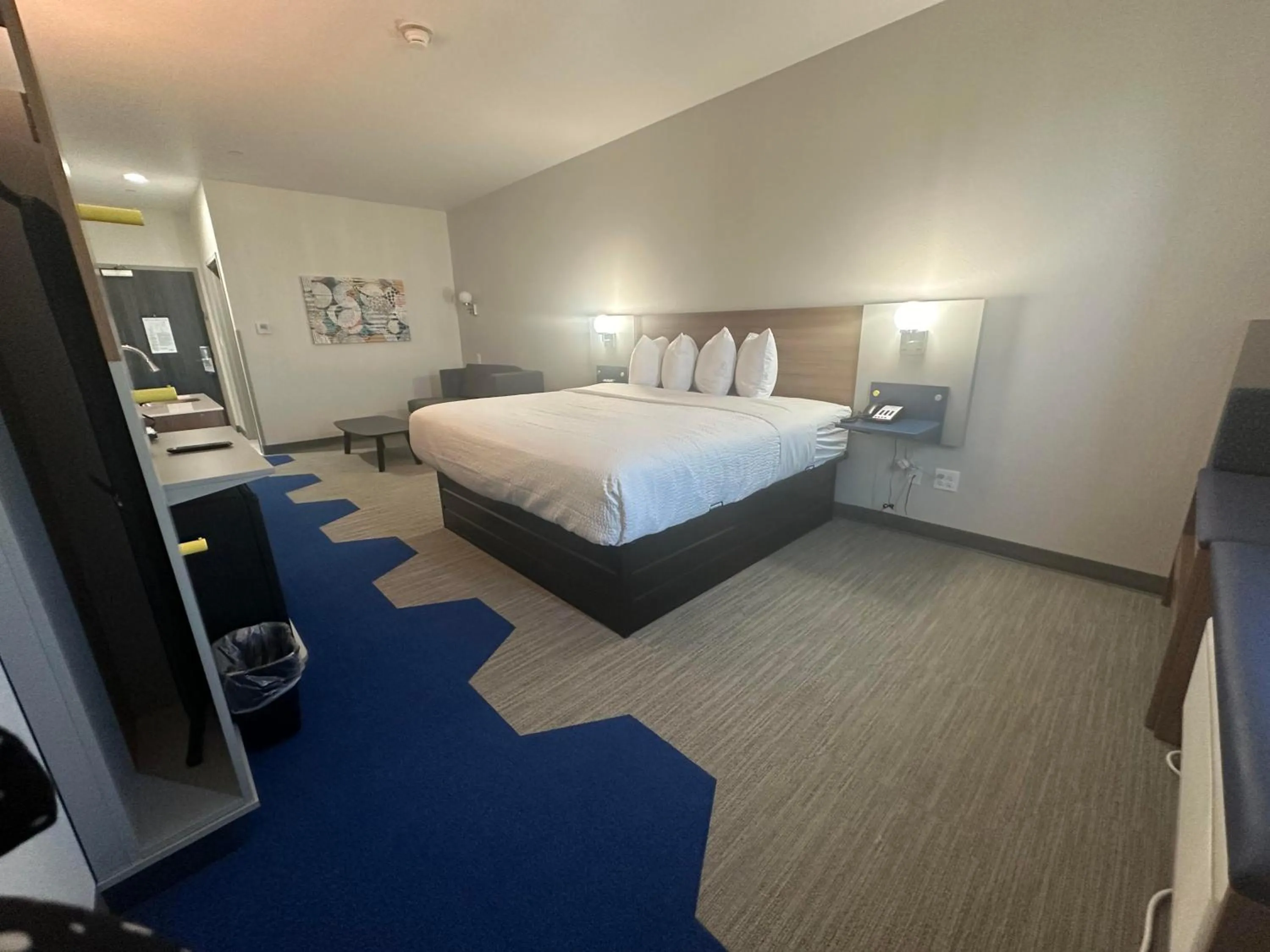 Photo of the whole room, Bed in Microtel Inn & Suites by Wyndham Amarillo West