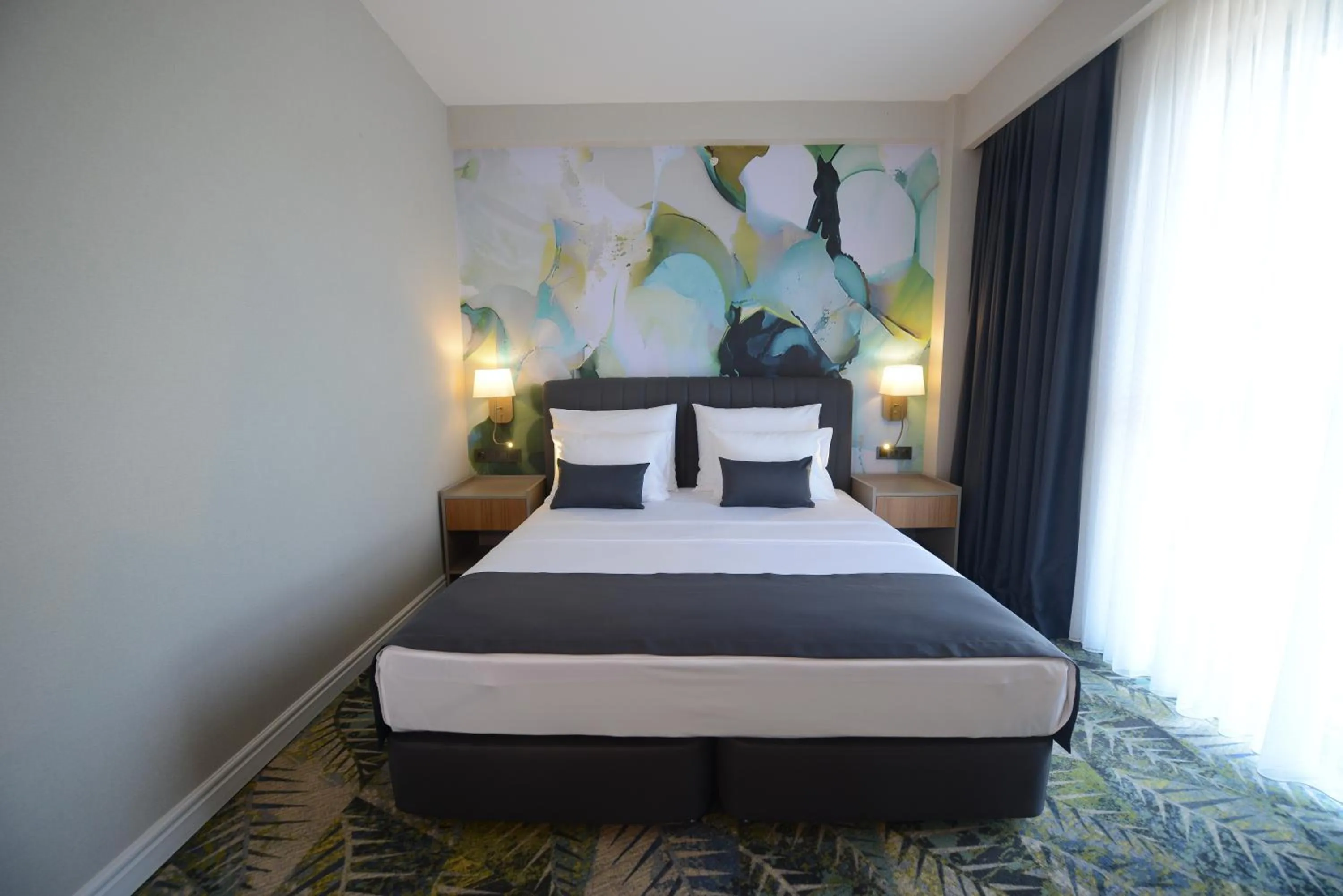 Bed in Wyndham Garden Cambasi