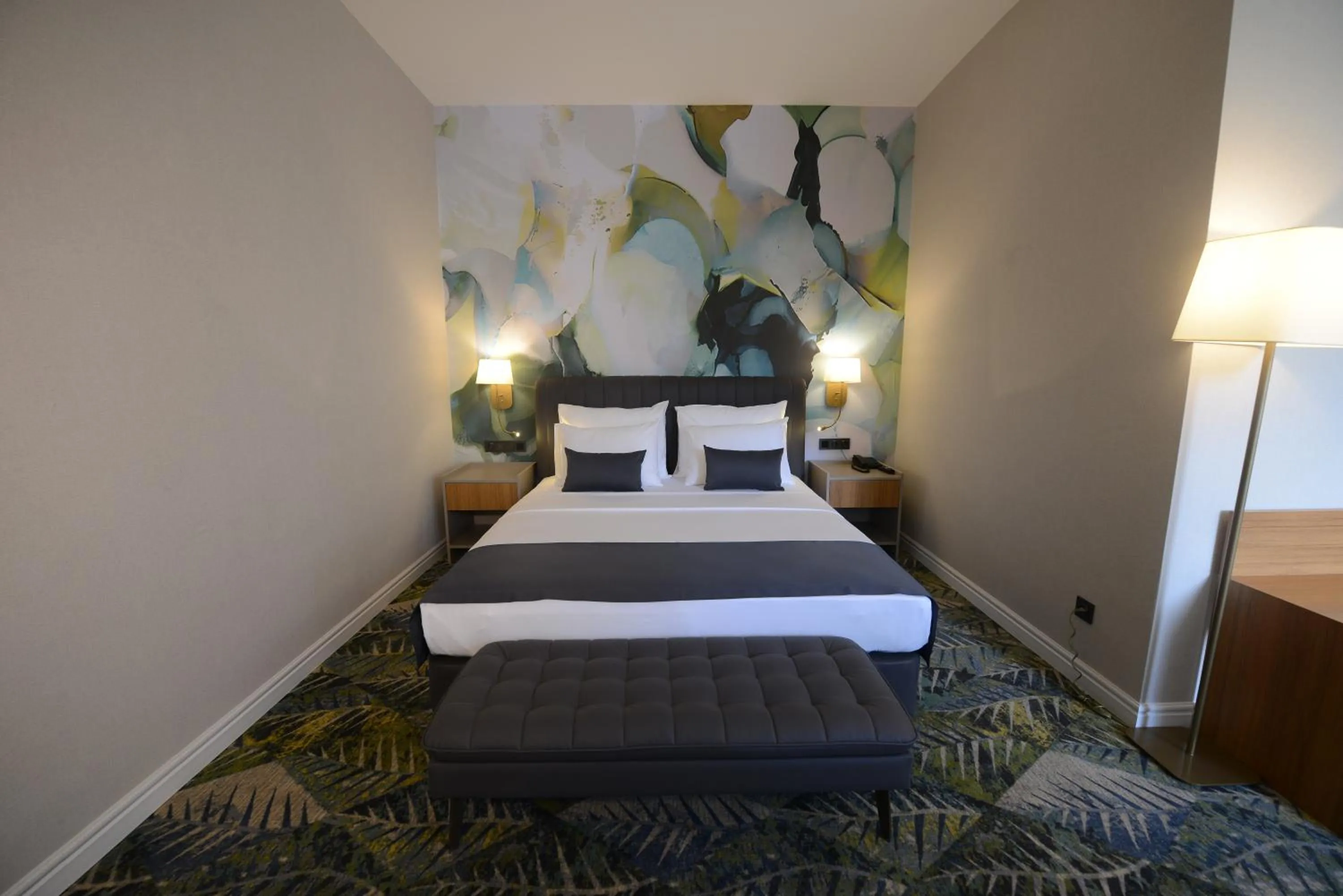 Bed in Wyndham Garden Cambasi