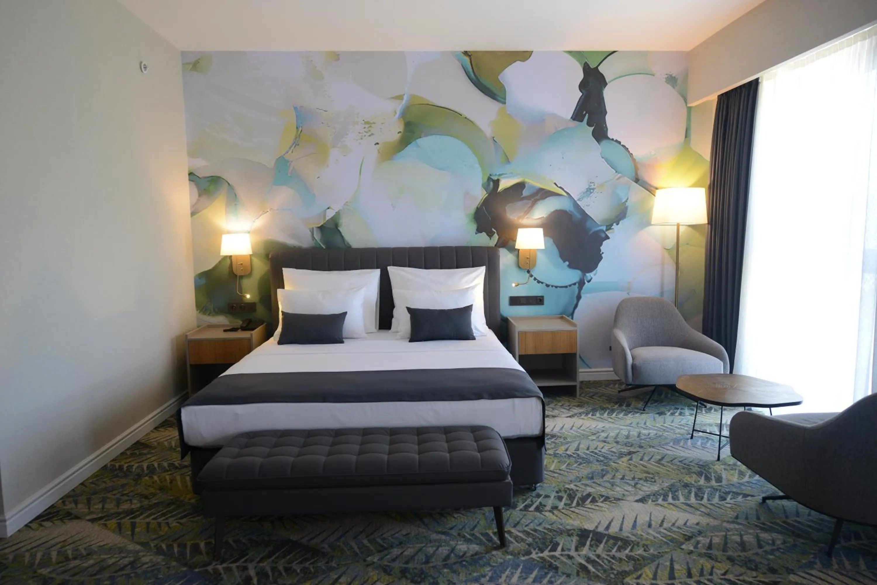 Property building, Bed in Wyndham Garden Cambasi