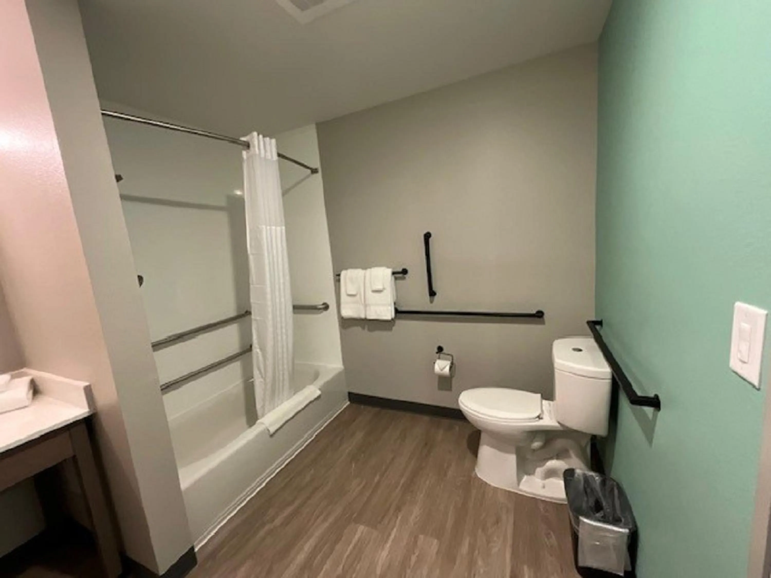 Bathroom in ECHO Suites Extended Stay by Wyndham Dallas Plano - Frisco