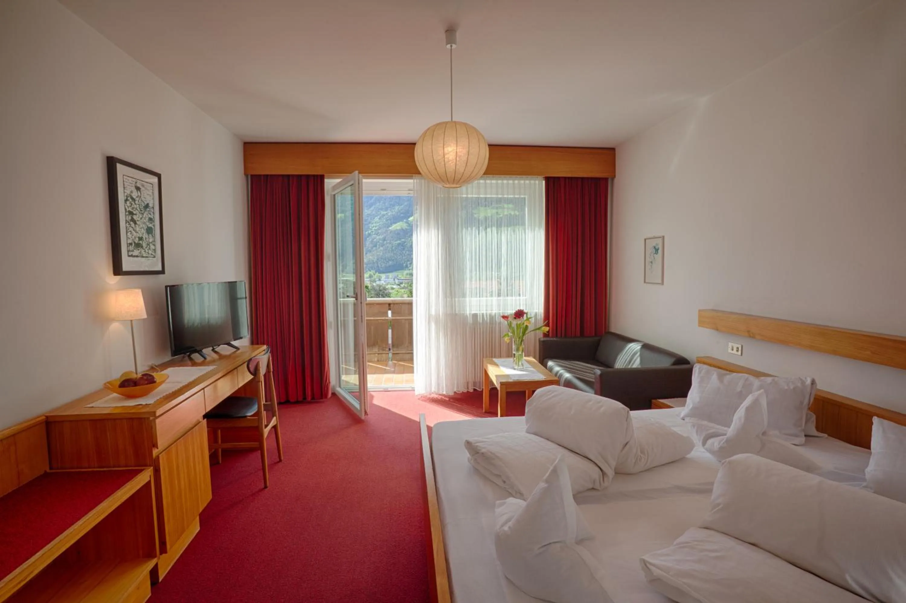 Photo of the whole room, Bed in Hotel Weingarten