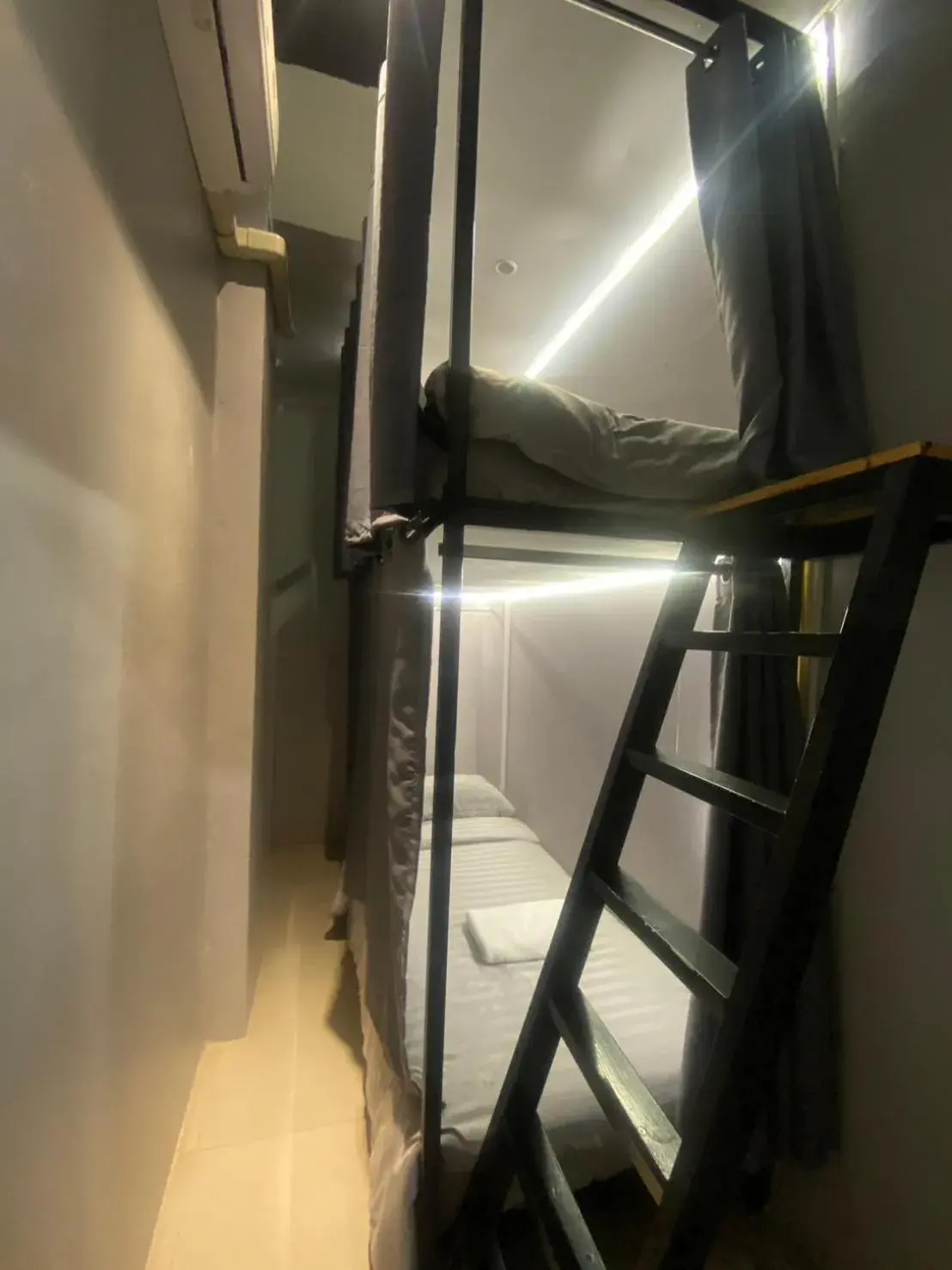 Budget Twin Room in Doze Patong Budget Twin Room in Doze Patong