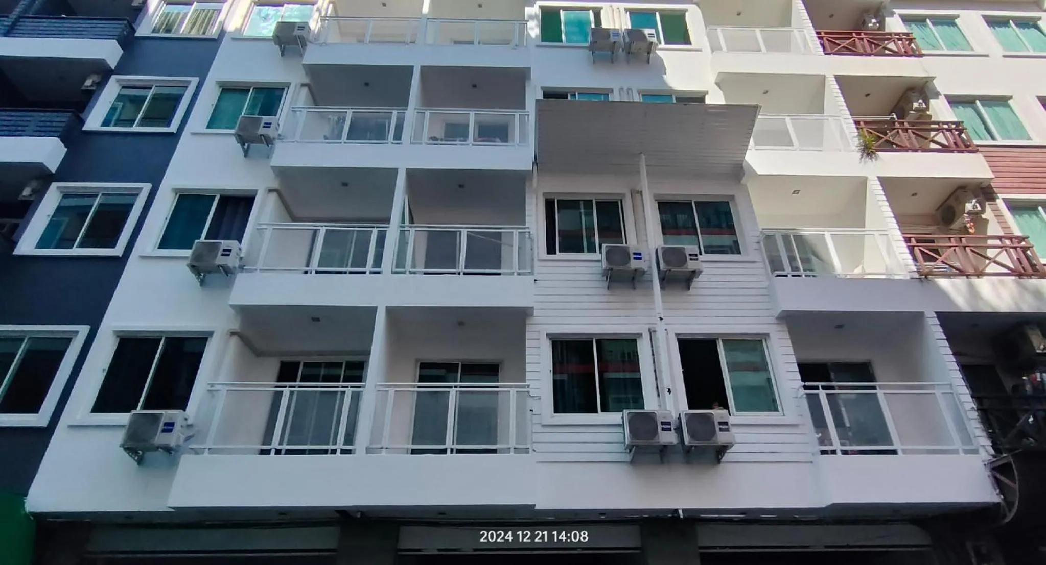 Property building in Doze Patong