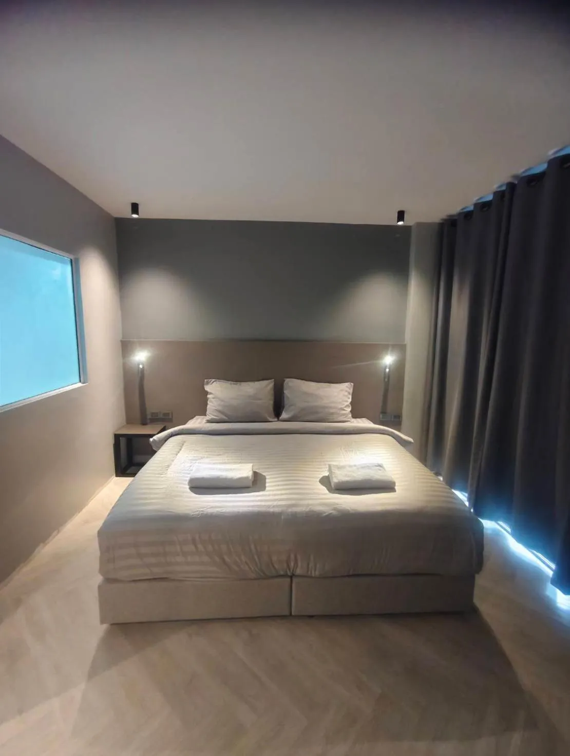 Bedroom, Bed in Doze Patong
