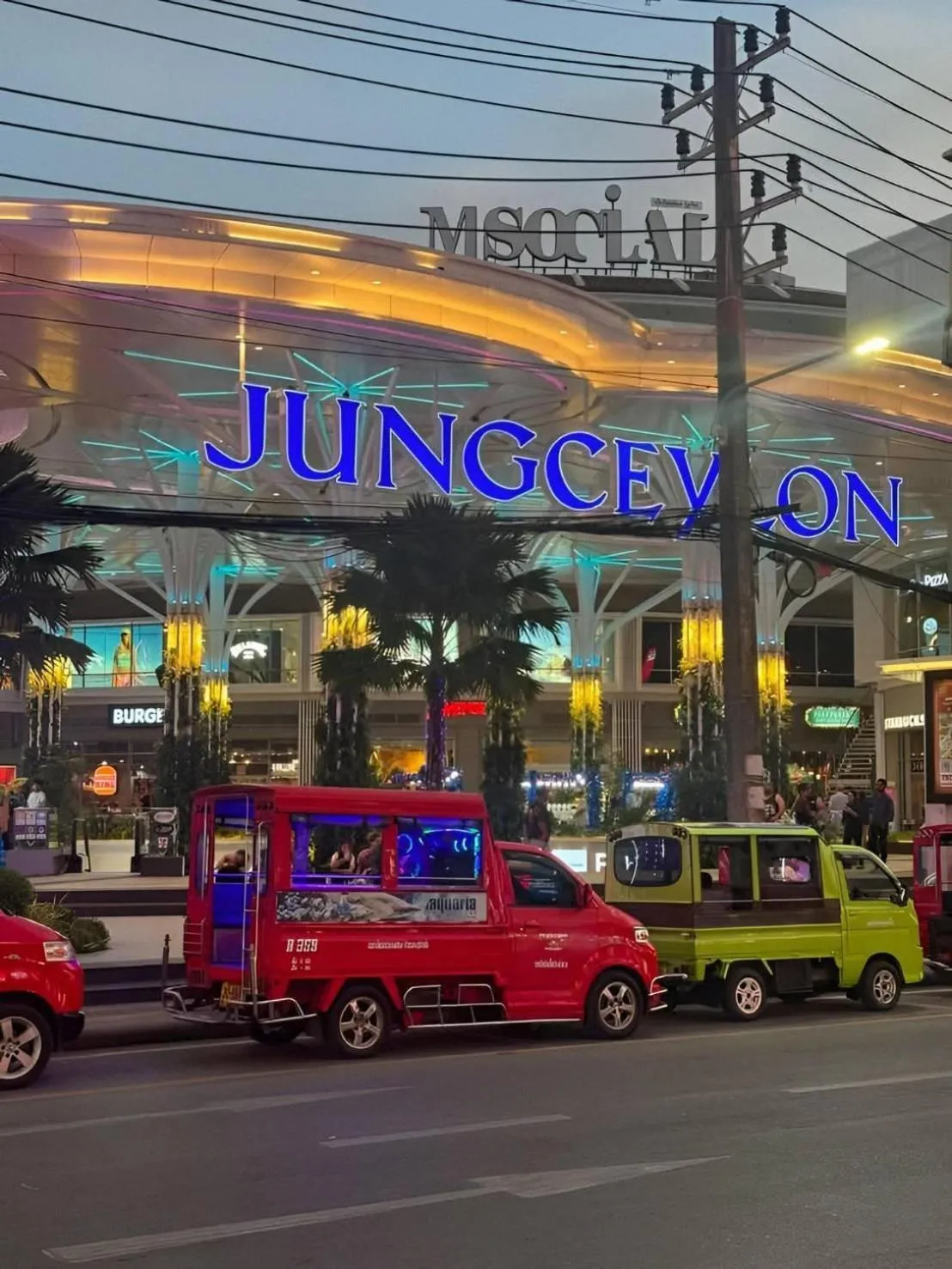 Shopping Area in Doze Patong