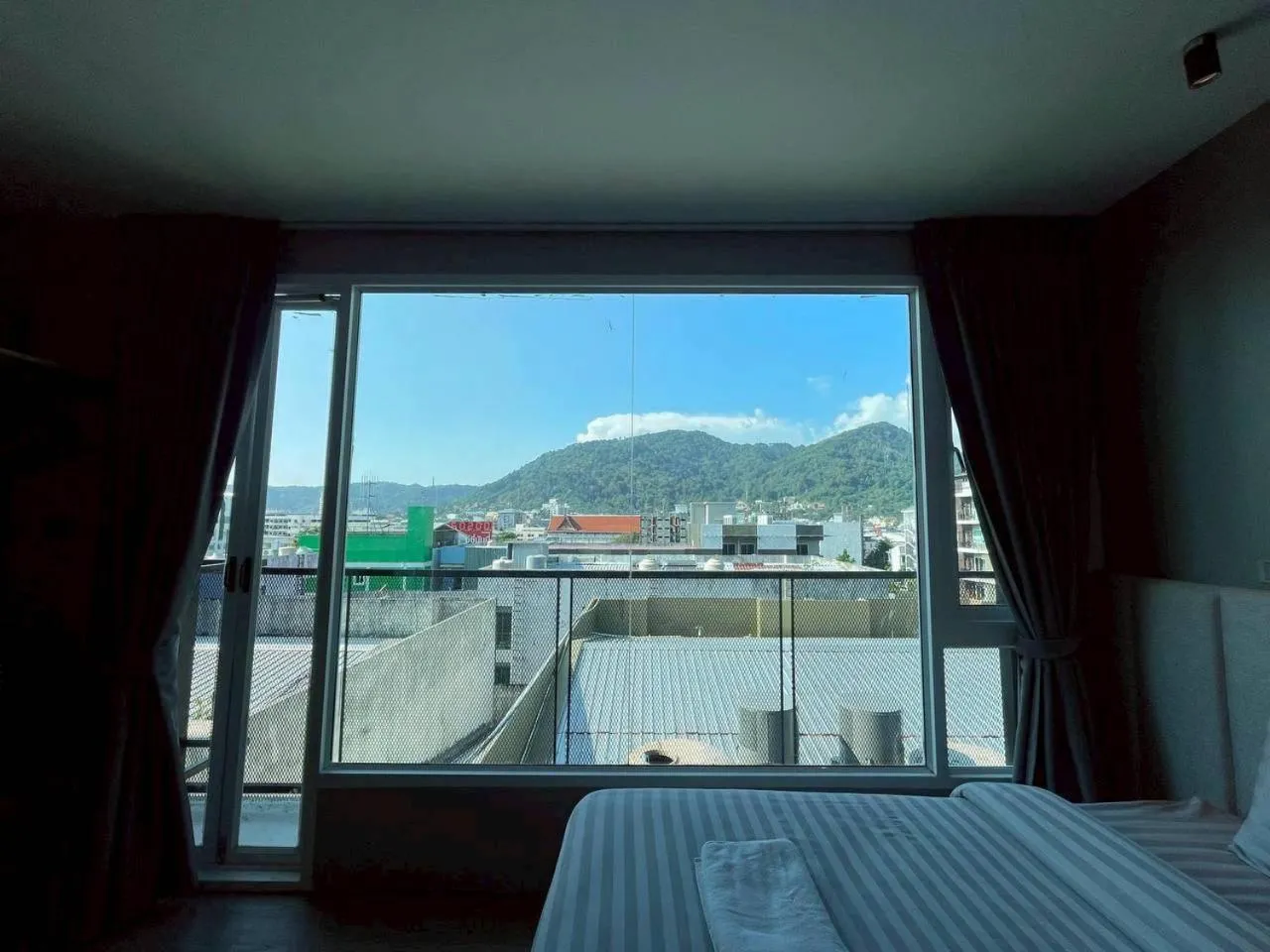 Bed in Doze Patong
