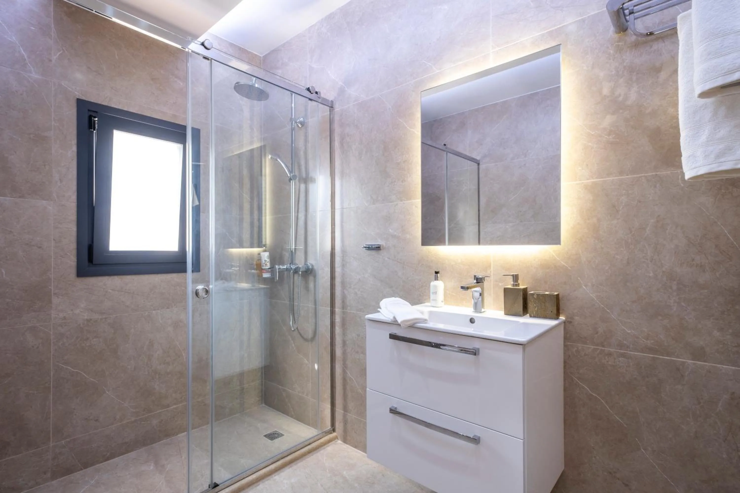 Orion Luxury Apartments