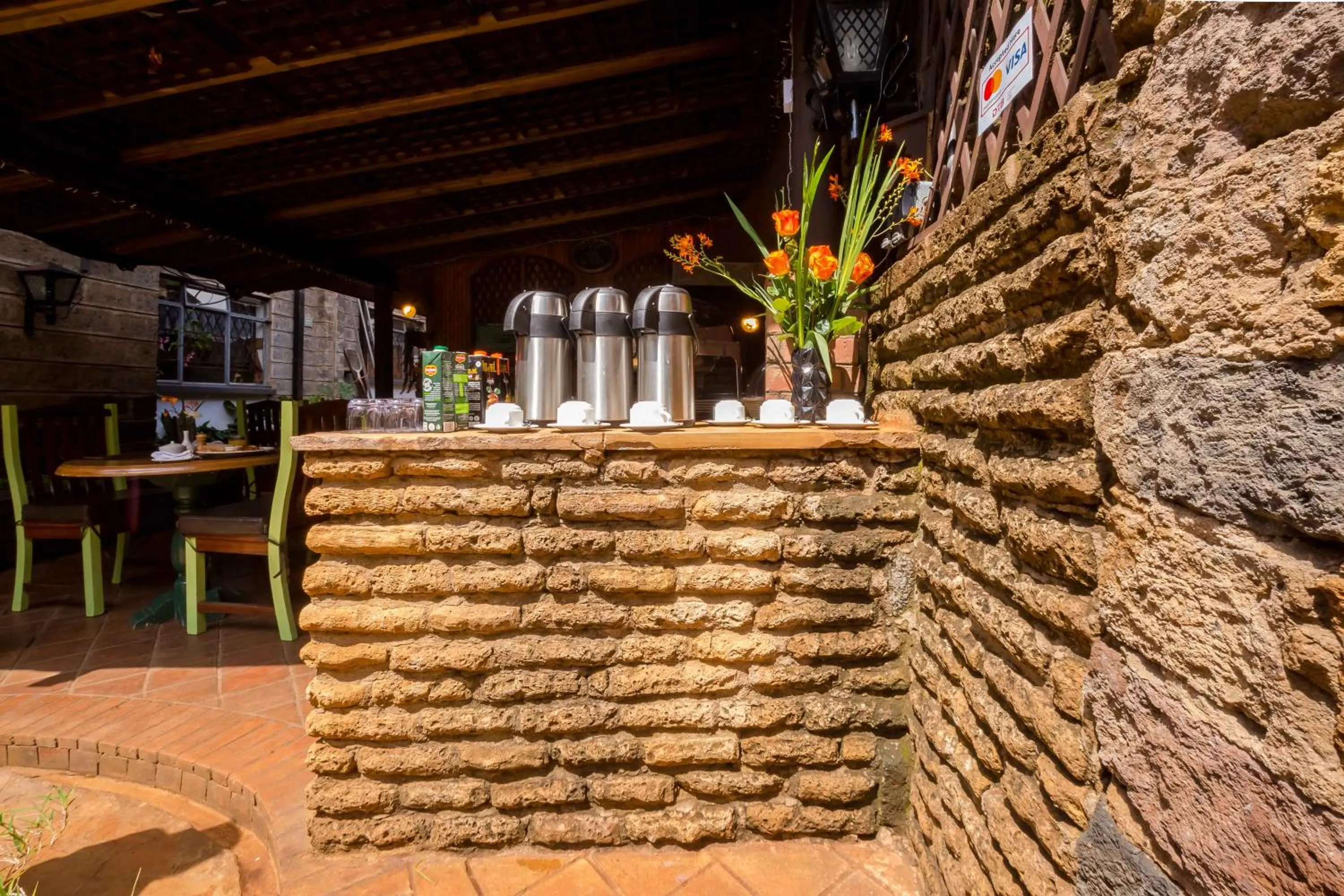 Restaurant/places to eat in The Grand Gables