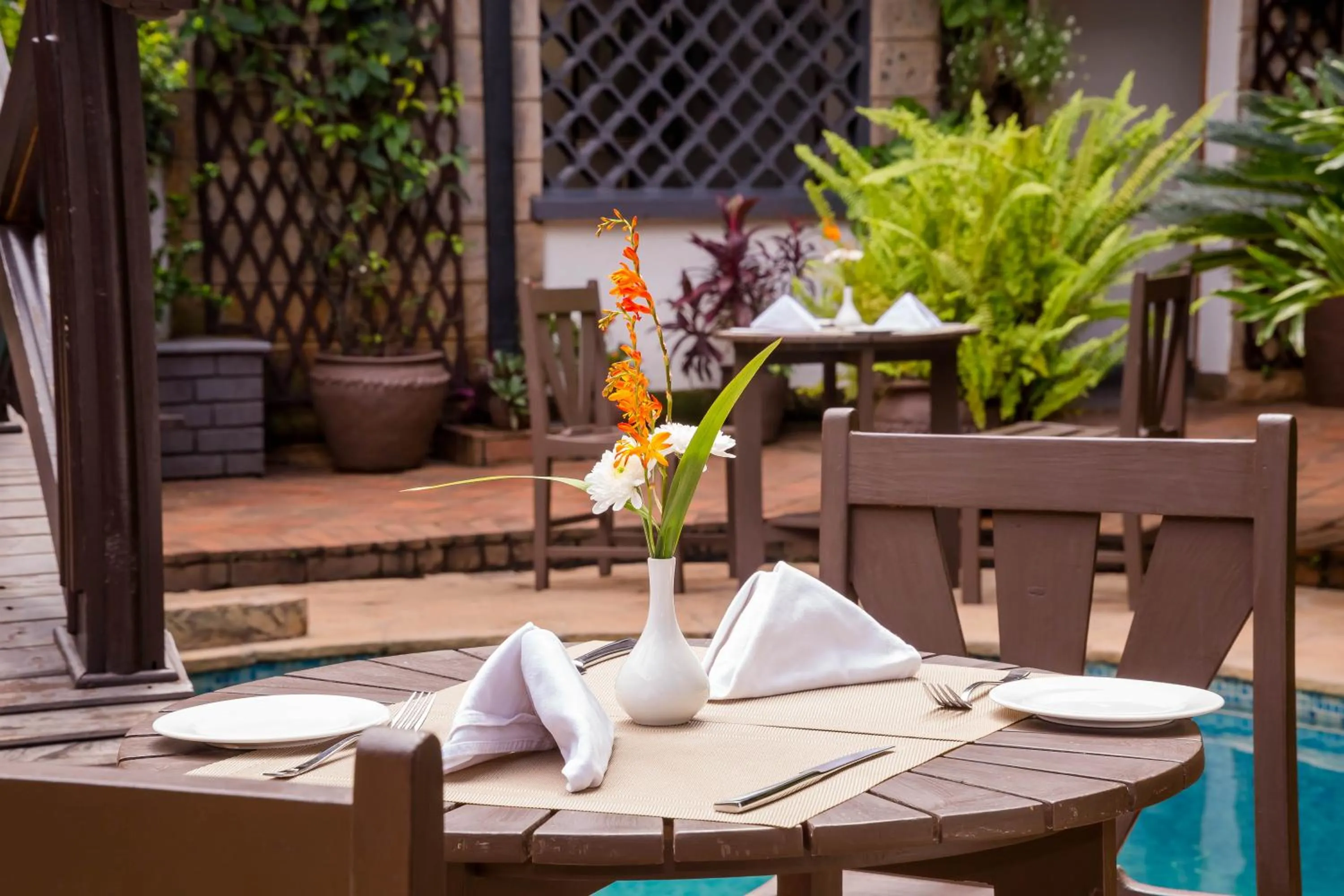 Restaurant/places to eat in The Grand Gables