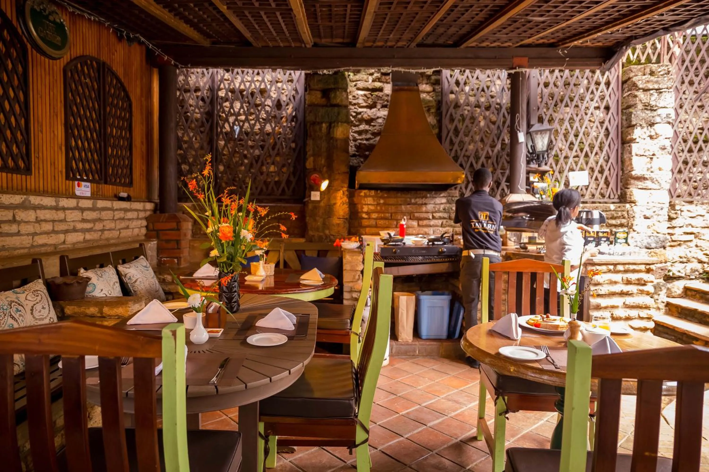 Restaurant/places to eat in The Grand Gables