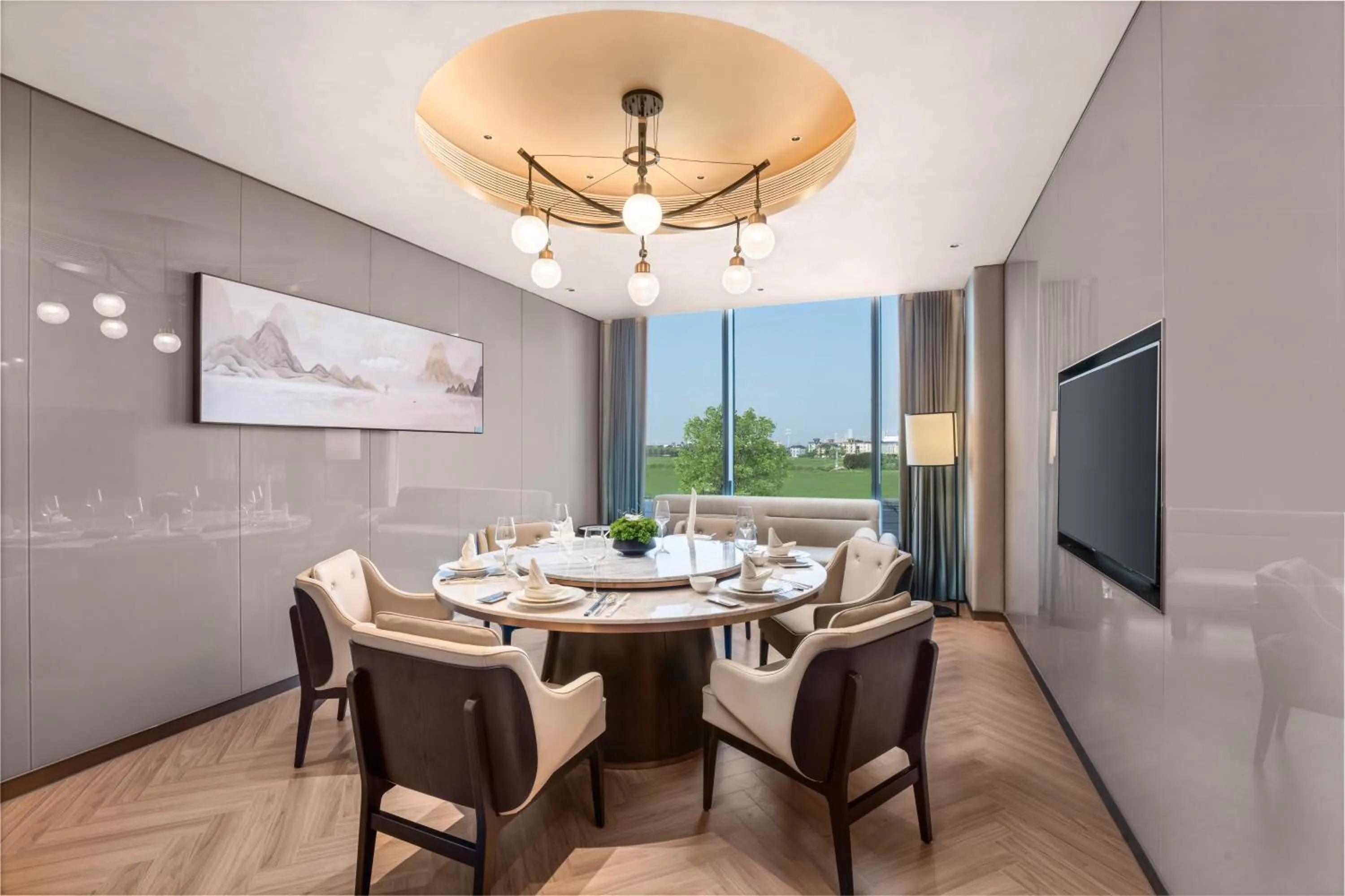 Restaurant/places to eat in Holiday Inn Hangzhou GCEC