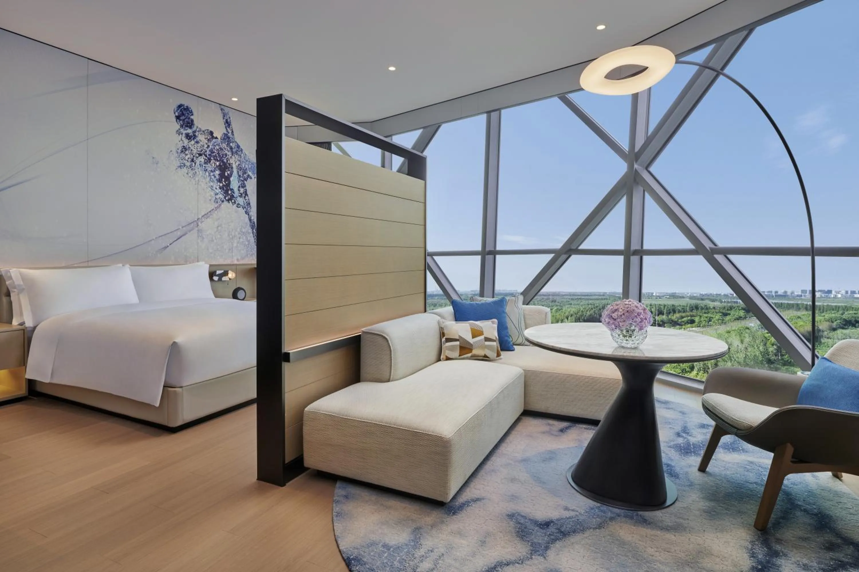 Bed in Crowne Plaza Shanghai Snow World by IHG