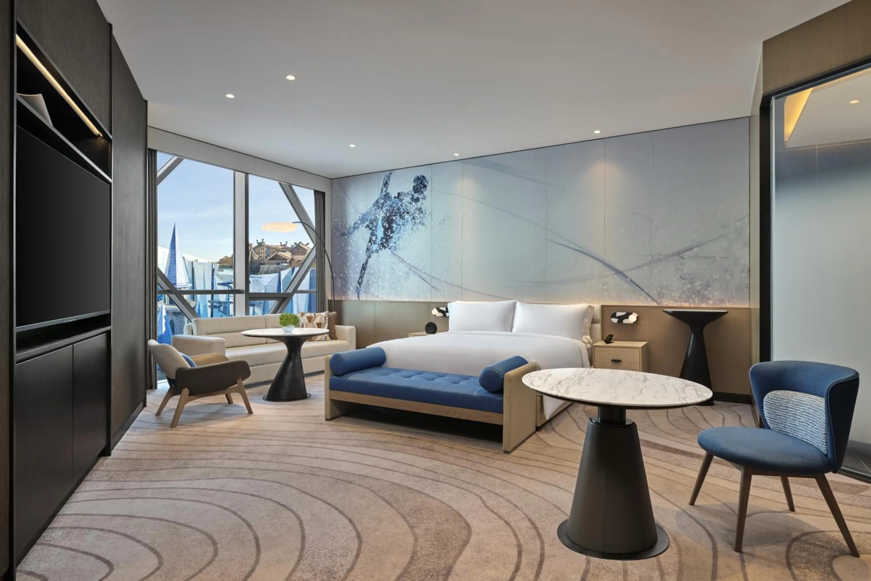 Bedroom, Bed in Crowne Plaza Shanghai Snow World by IHG