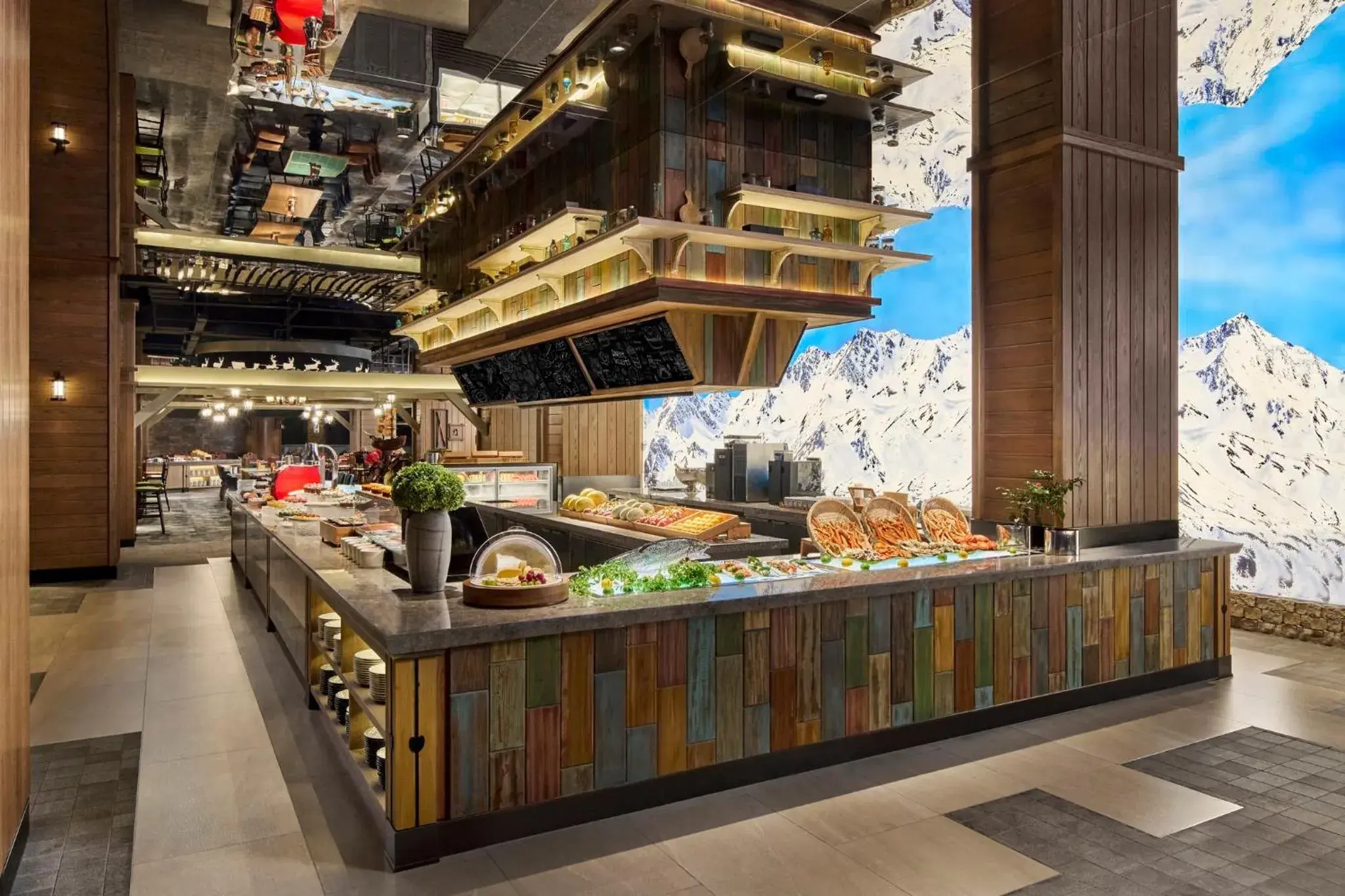 Restaurant/places to eat in Crowne Plaza Shanghai Snow World by IHG Restaurant/places to eat in Crowne Plaza Shanghai Snow World by IHG