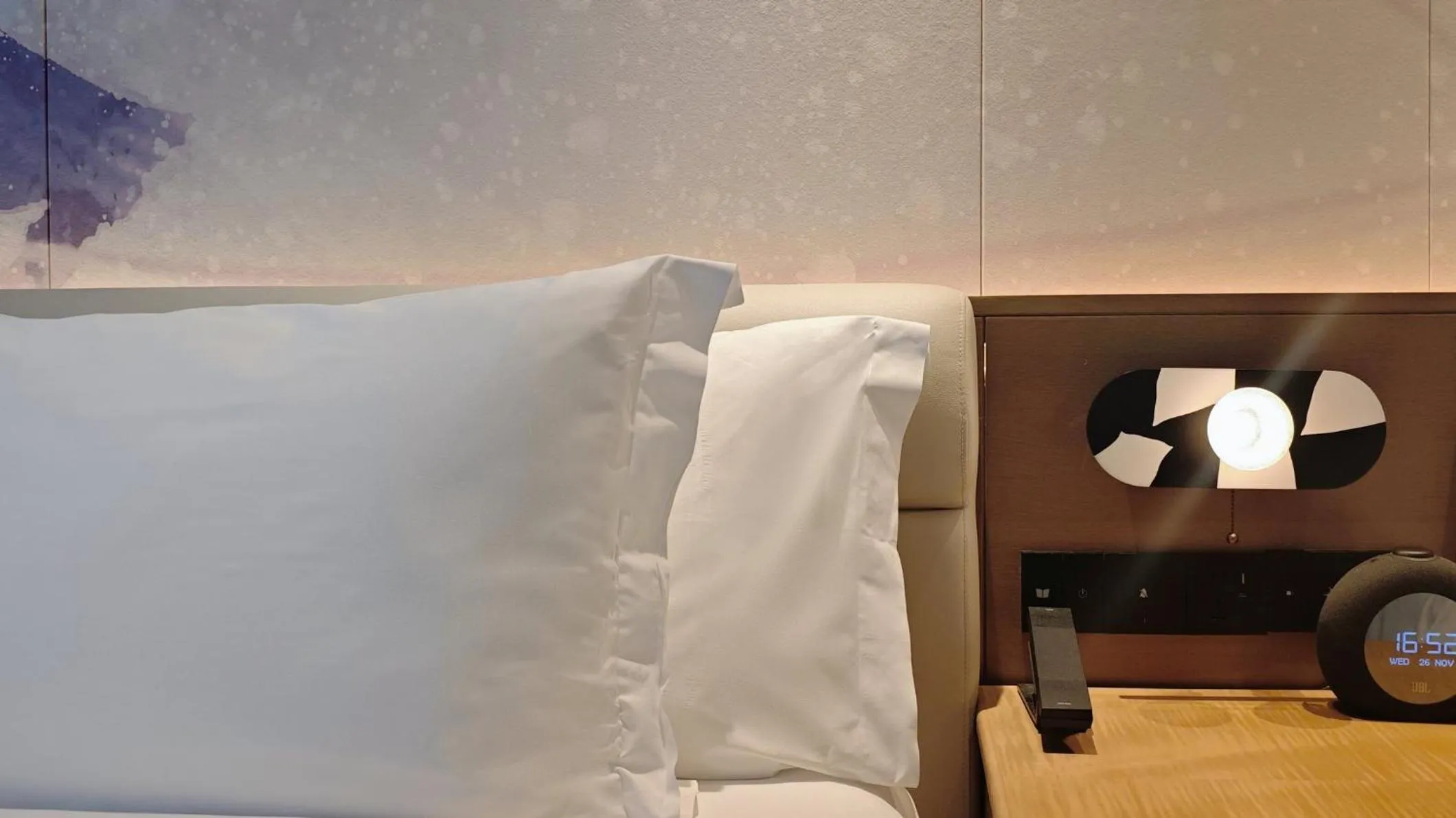 Photo of the whole room in Crowne Plaza Shanghai Snow World by IHG