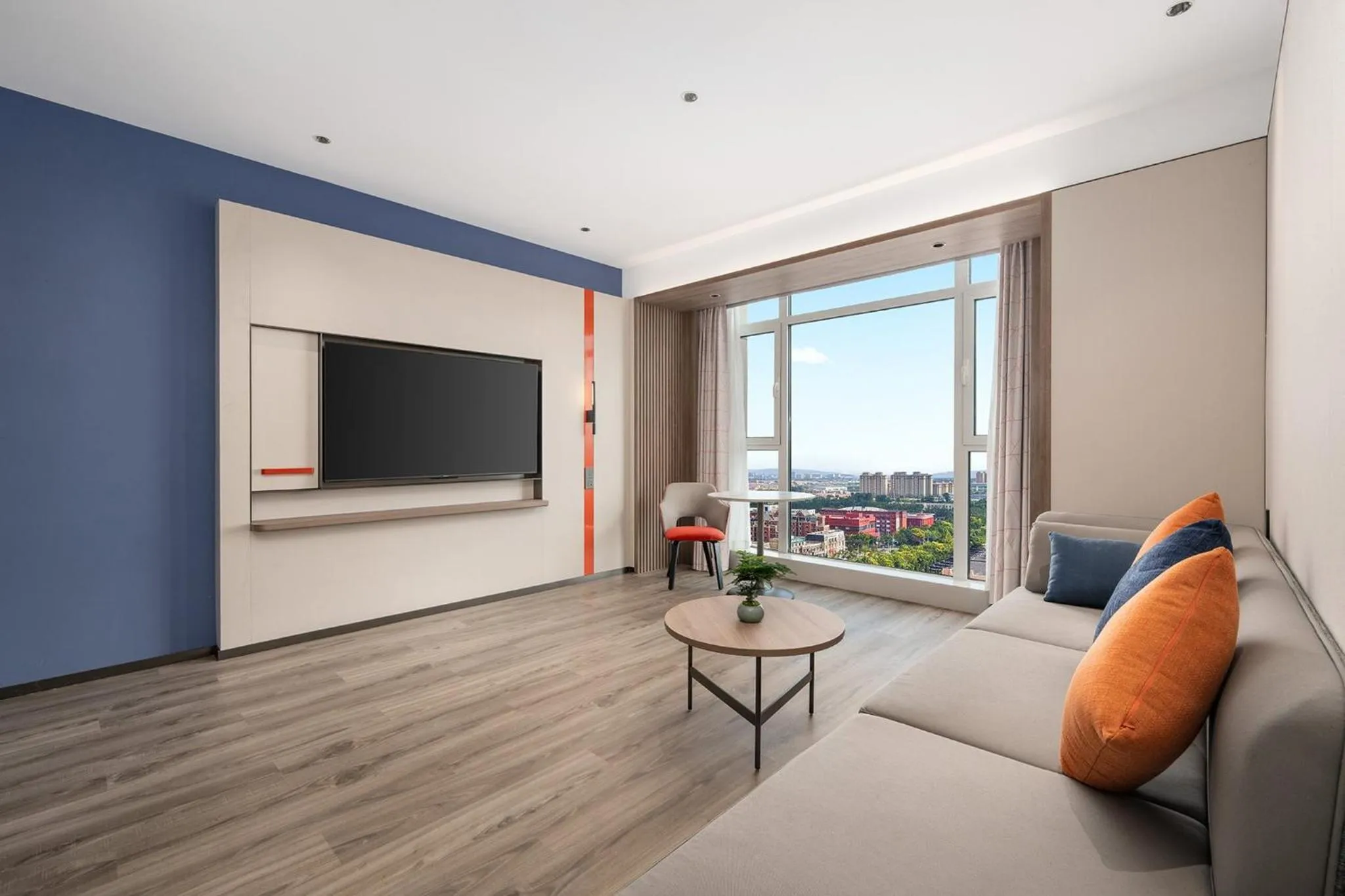 Photo of the whole room in Holiday Inn Express Qingdao Hongdao Station by IHG - Qingdao International Airport