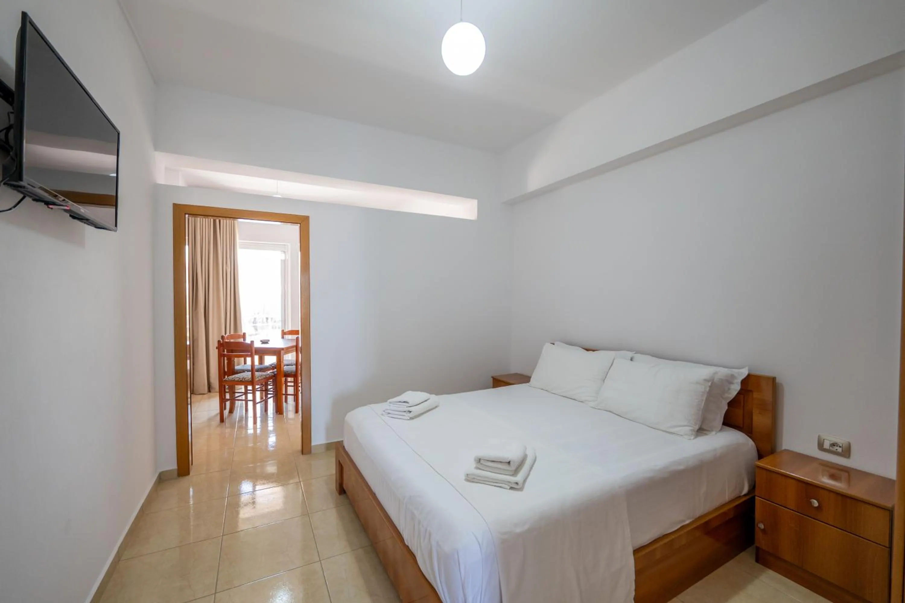 TV and multimedia, Bed in Aleksander ApartHotel