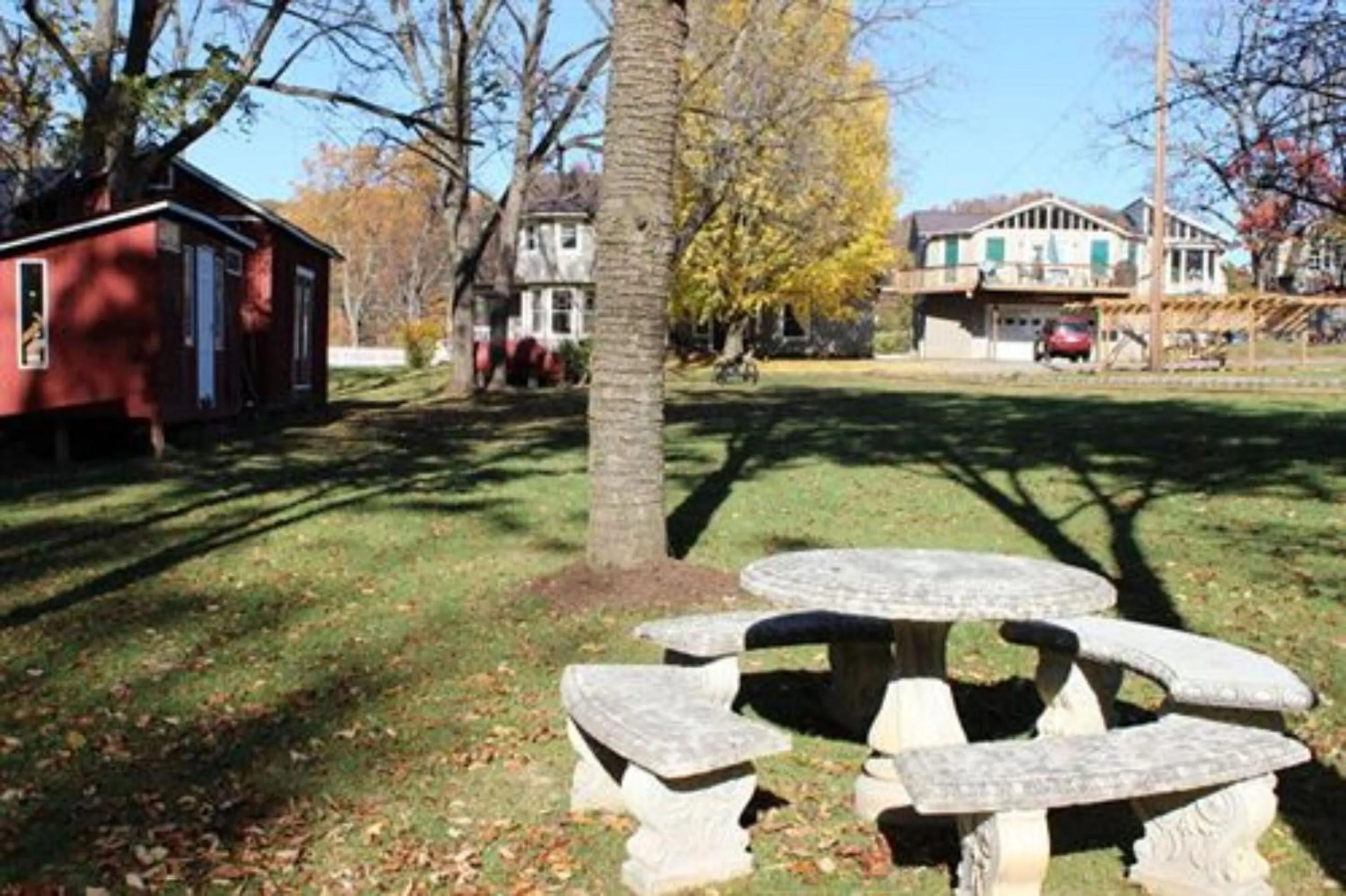 Property building in Millsap-Baker Estate