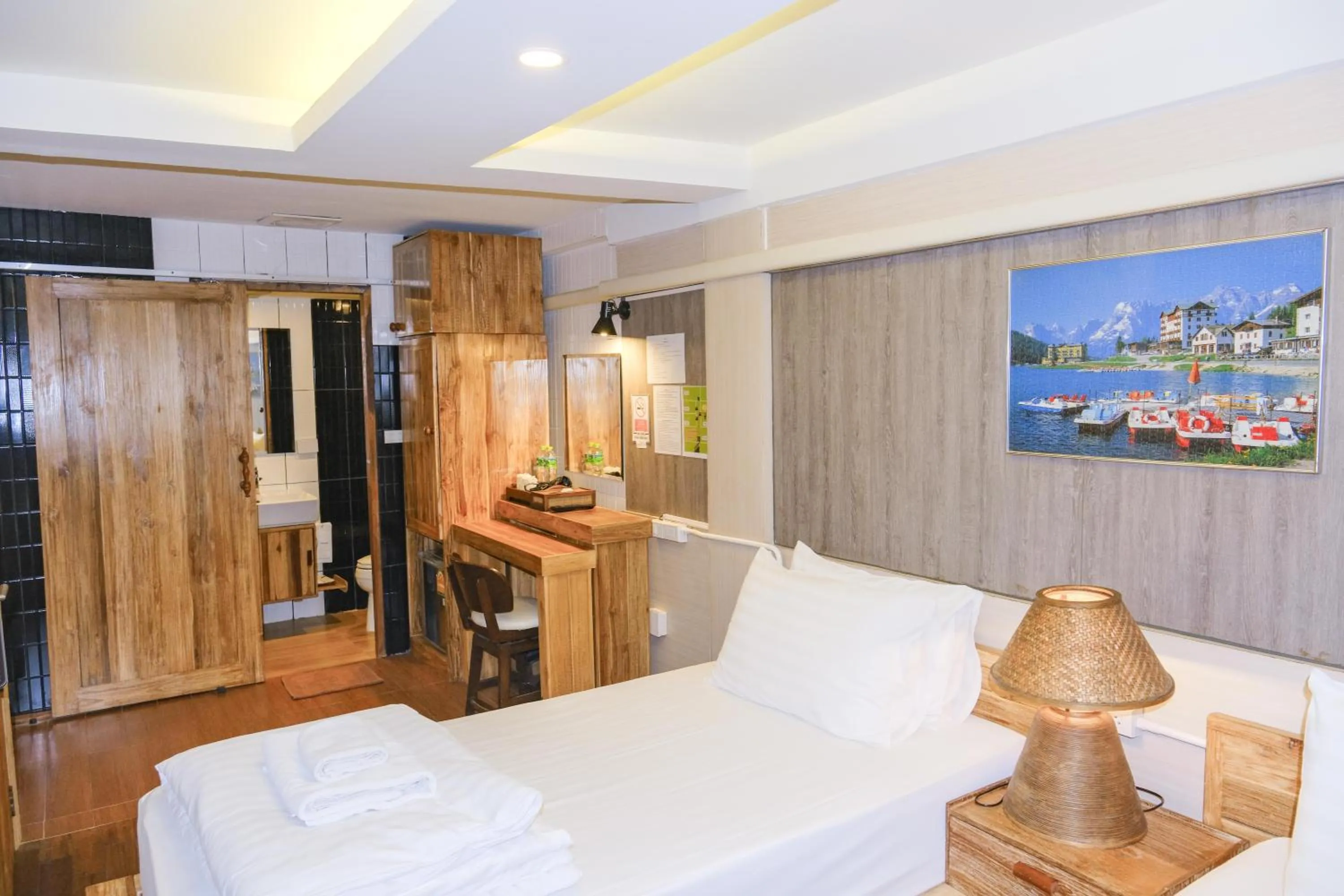 Standard Twin Room in GOYA hotel
