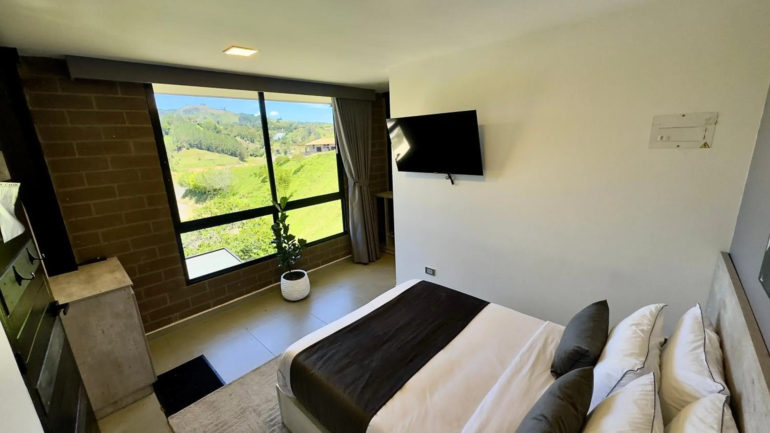 Double Room with Garden View in Rooca Habitat Guatape Double Room with Garden View in Rooca Habitat Guatape