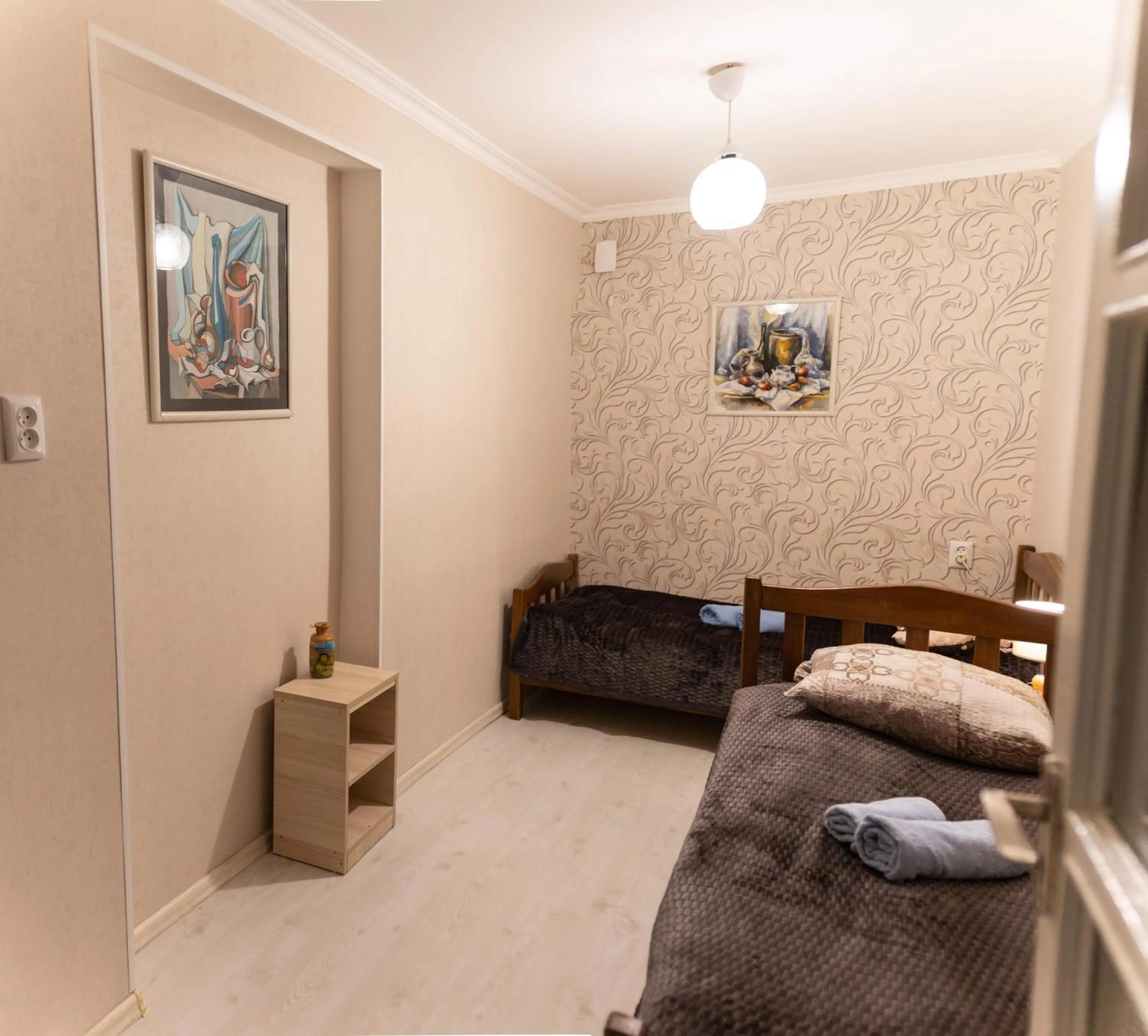 Twin Room with Shared Bathroom - single occupancy in Guest House Hello
