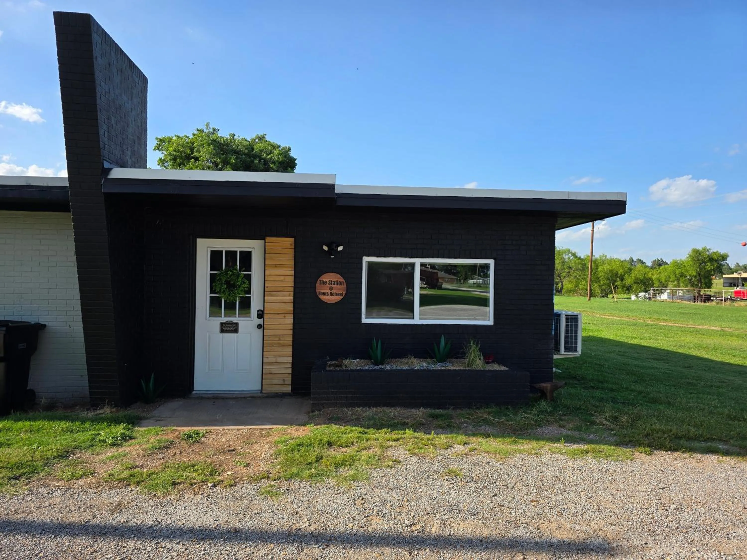 Property building in Roots Retreat