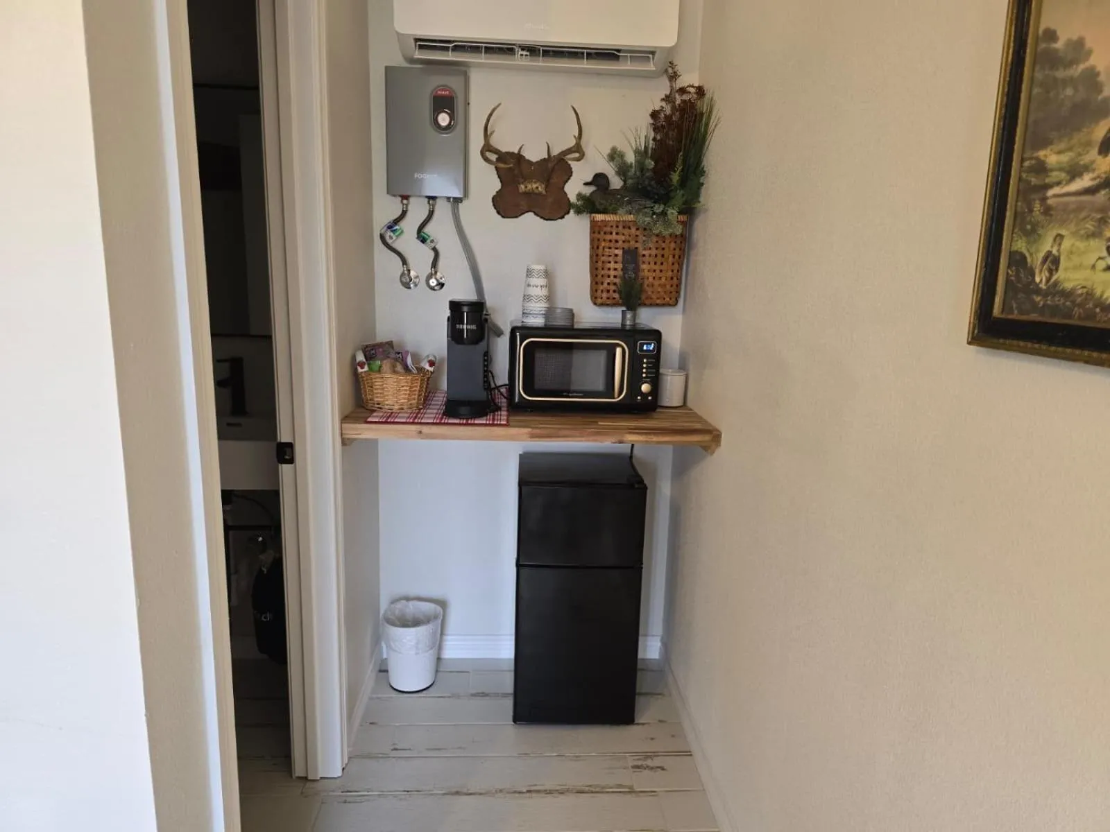 Kitchen or kitchenette in Roots Retreat