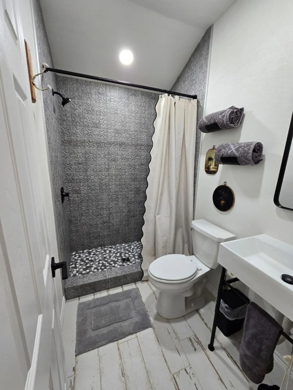 Bathroom in Roots Retreat