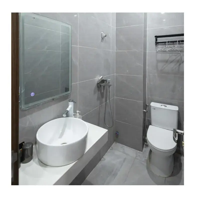 Shower in Homestay-Kim Mã -Giang Văn Minh Shower in Homestay-Kim Mã -Giang Văn Minh