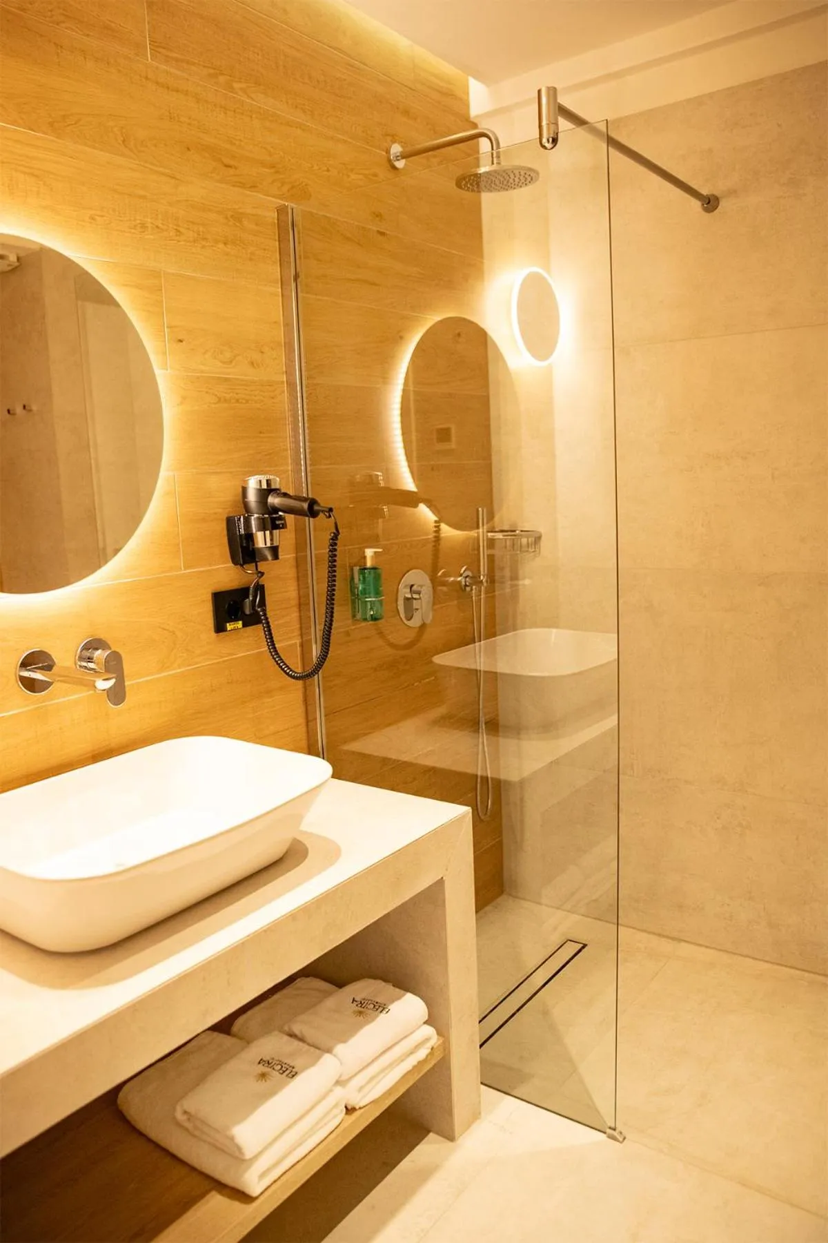 Bathroom in Electra Aparthotel