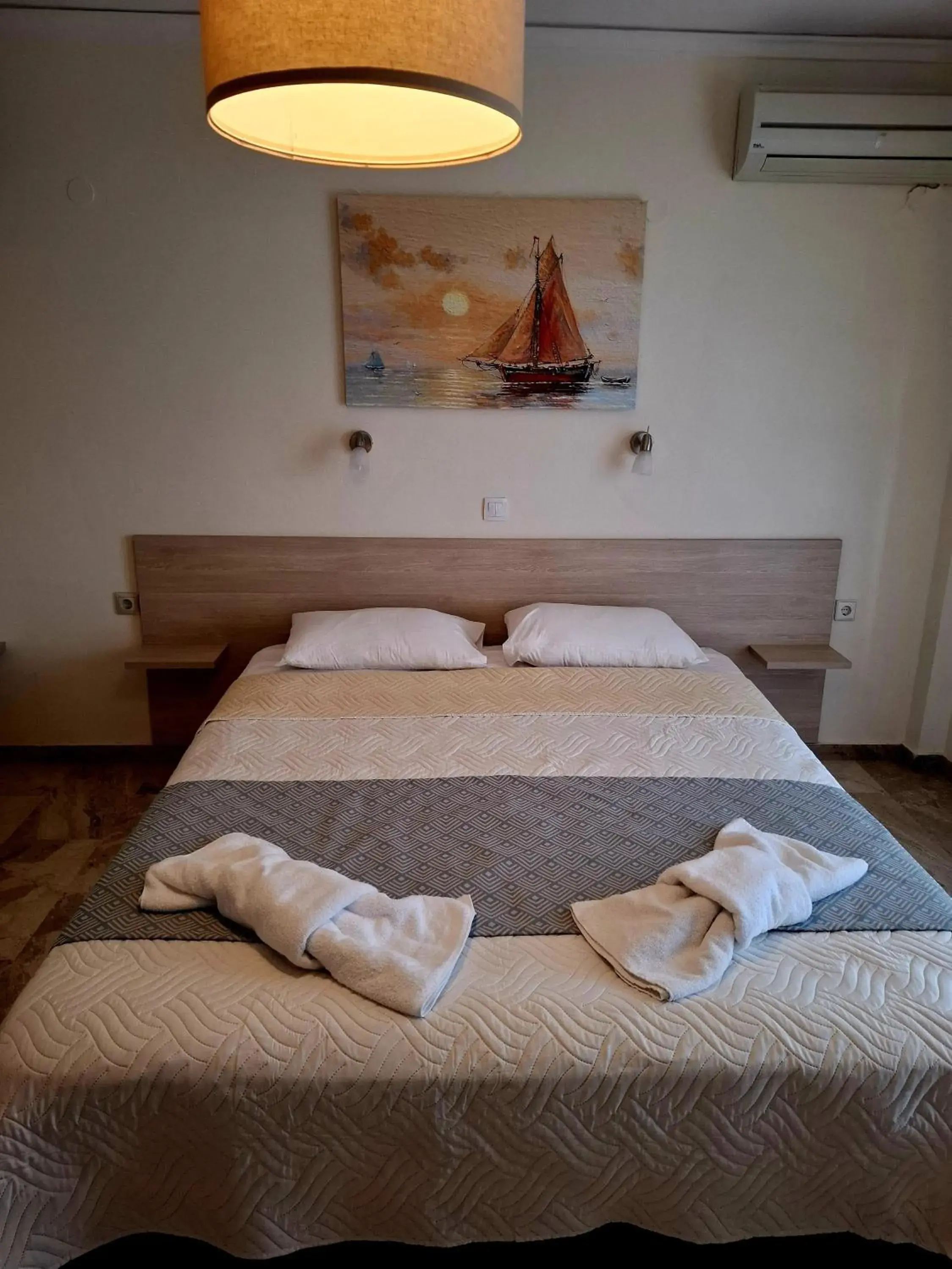 Deluxe Double or Twin Room with Balcony in Tolo Blue Bay Deluxe Double or Twin Room with Balcony in Tolo Blue Bay