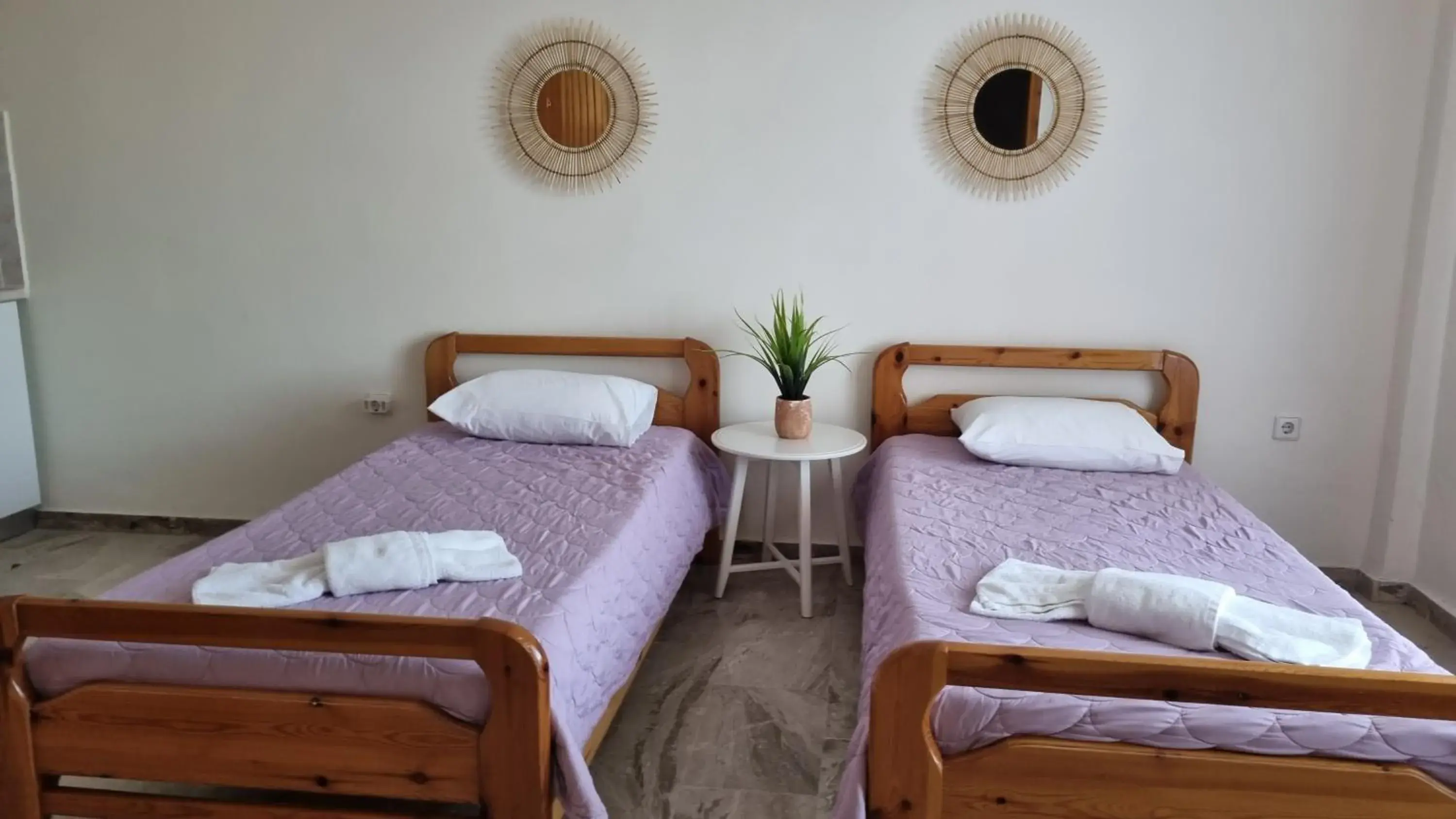 Family Room with Balcony in Tolo Blue Bay Family Room with Balcony in Tolo Blue Bay