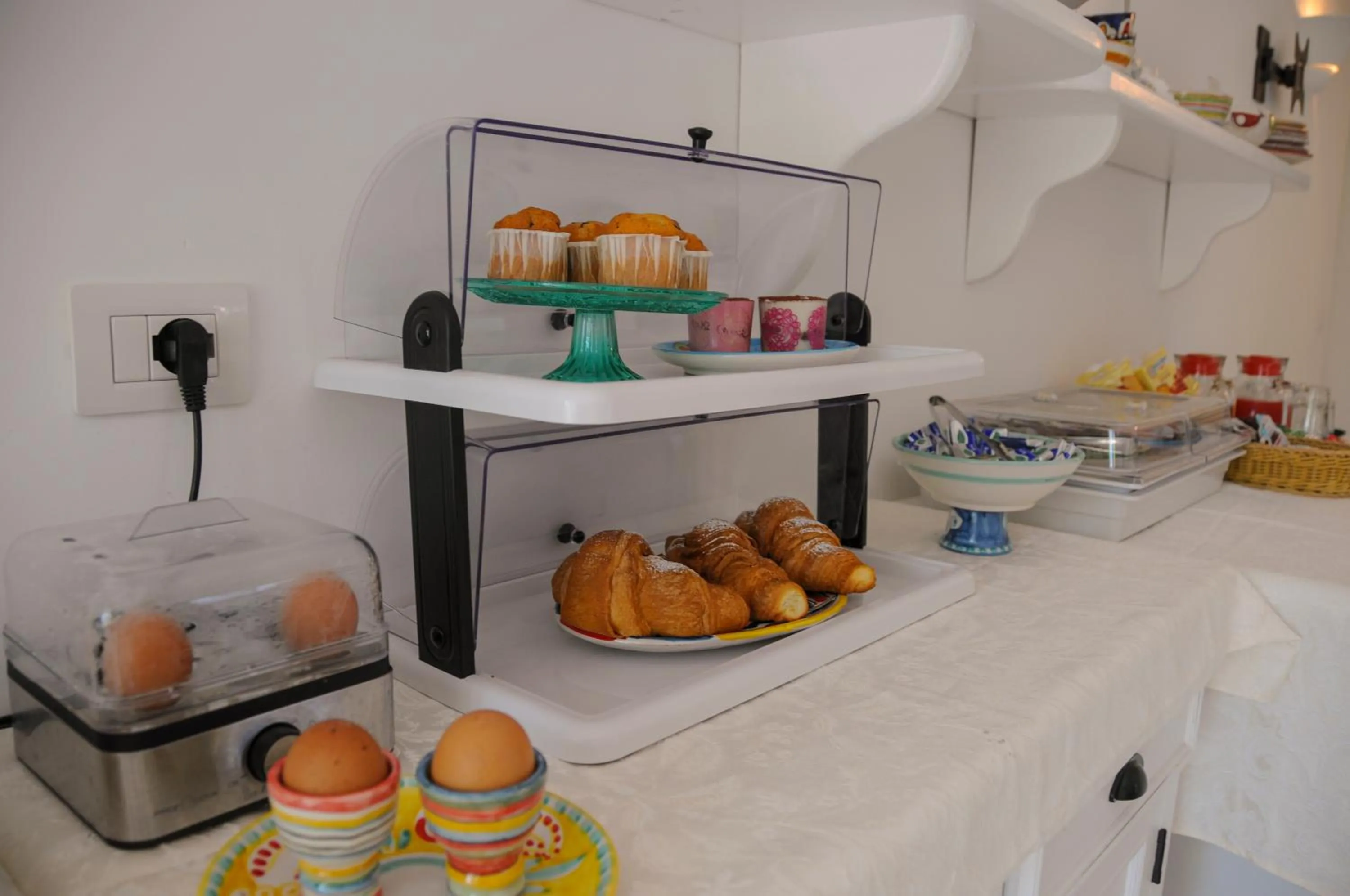 Continental breakfast in Hotel Dimora Fornillo
