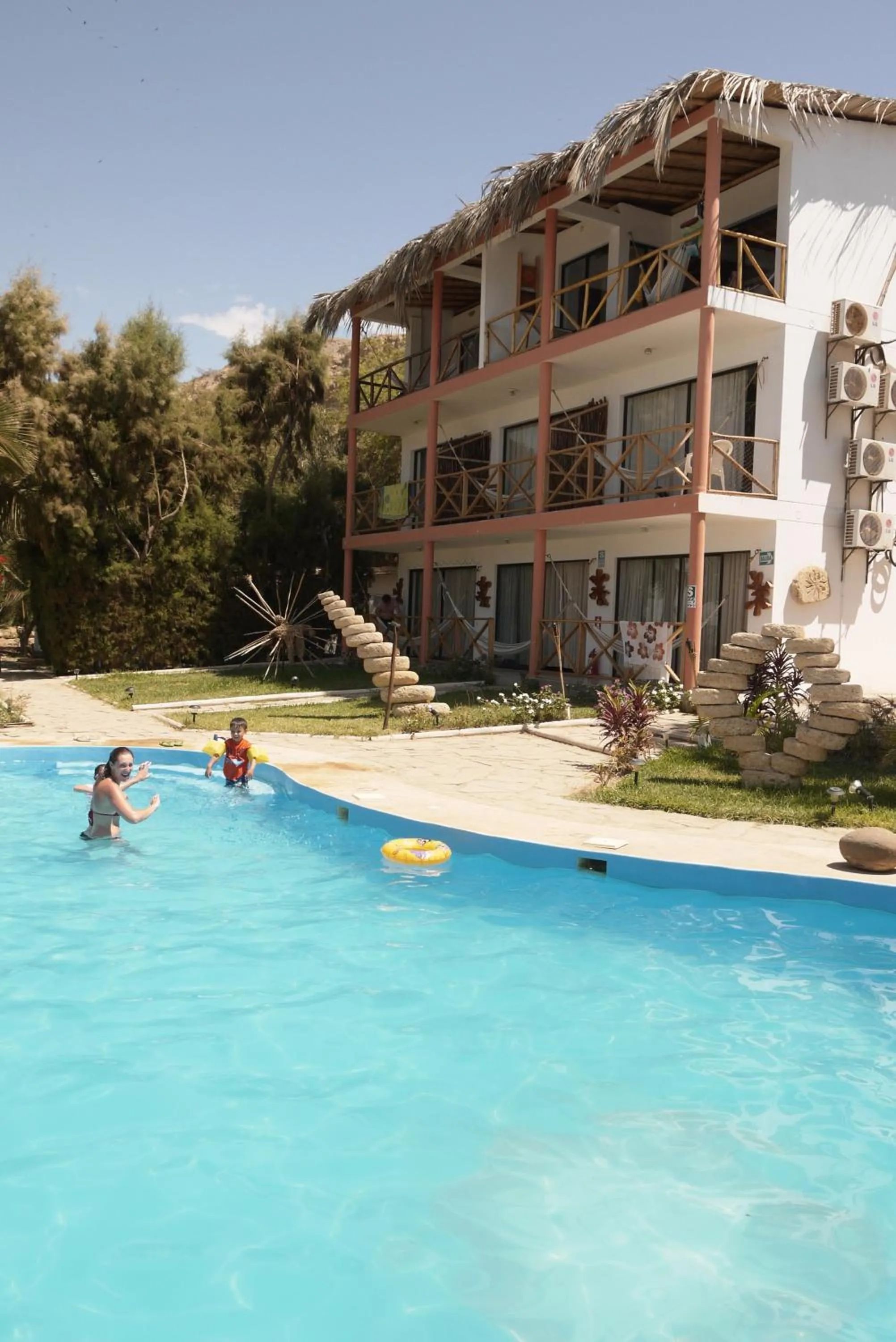 Day in H0TELIER Home, Máncora