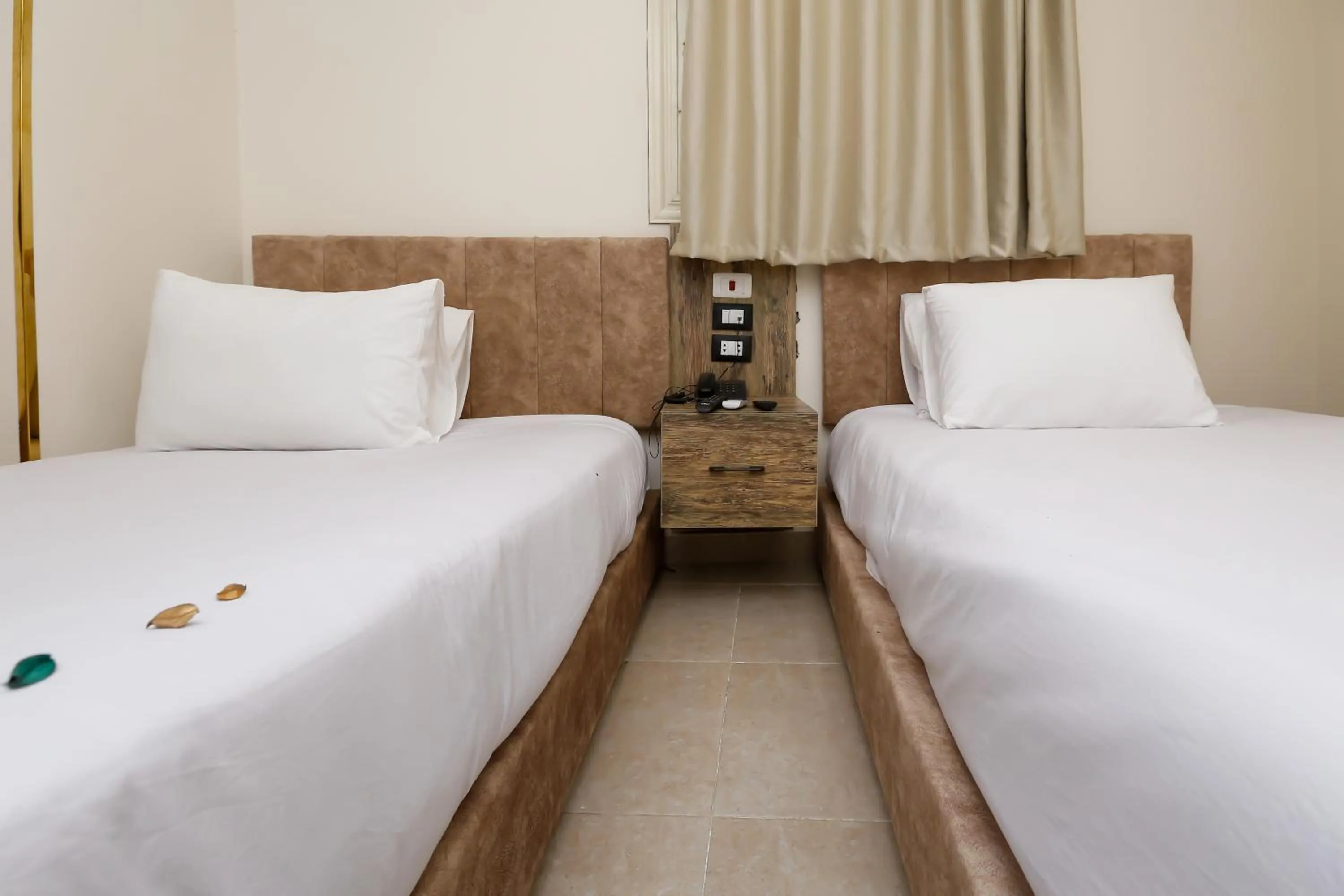 Bedroom in Taj Pyramids inn - Pyramids View Rooftop