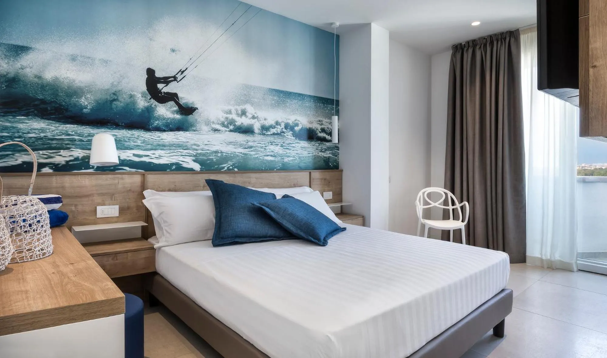 Bed in Hotel Meeting