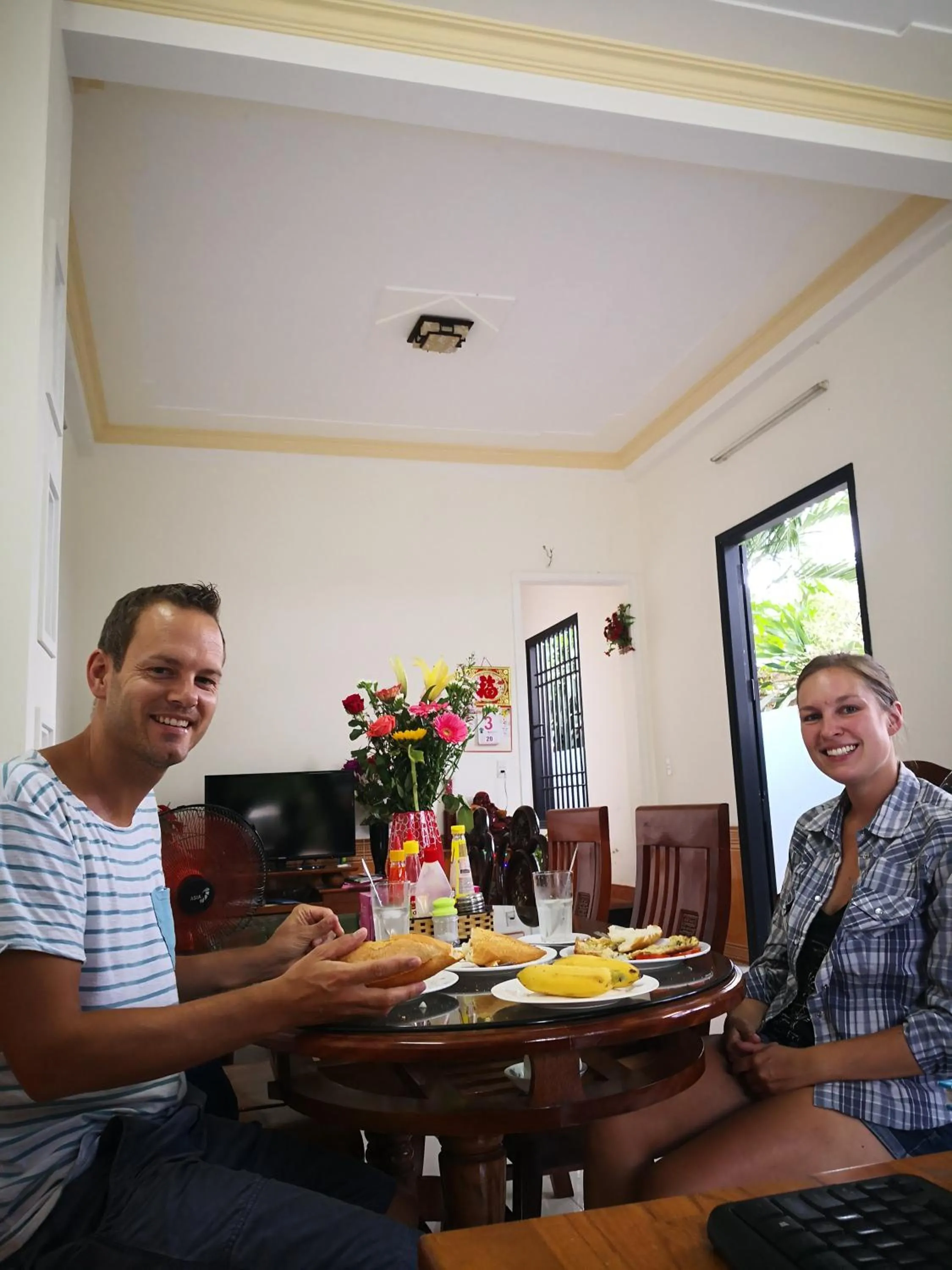 Buffet breakfast in Cam Nam Homestay