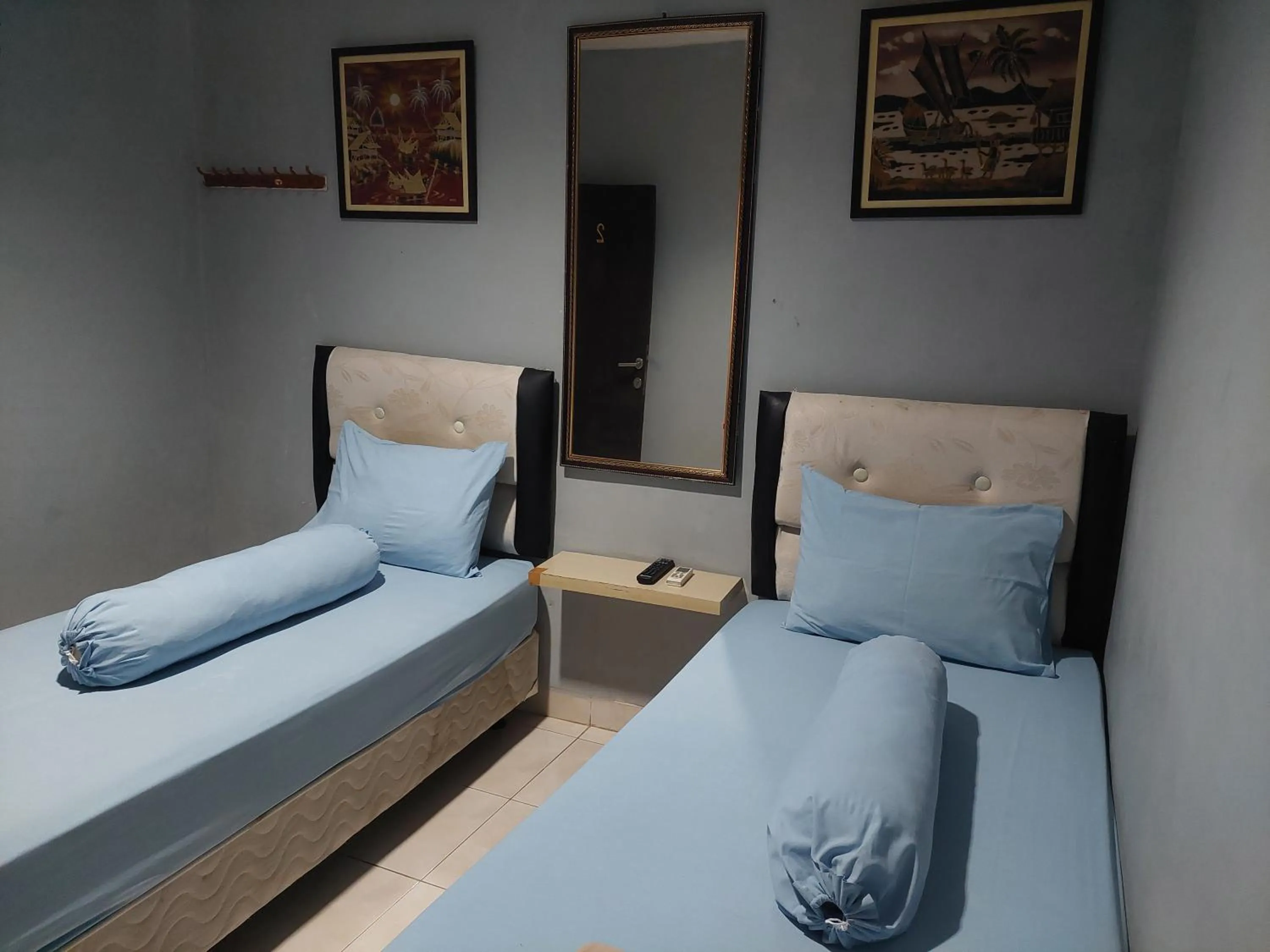 Bed in Pondok Seruni Kemanggisan Jakarta